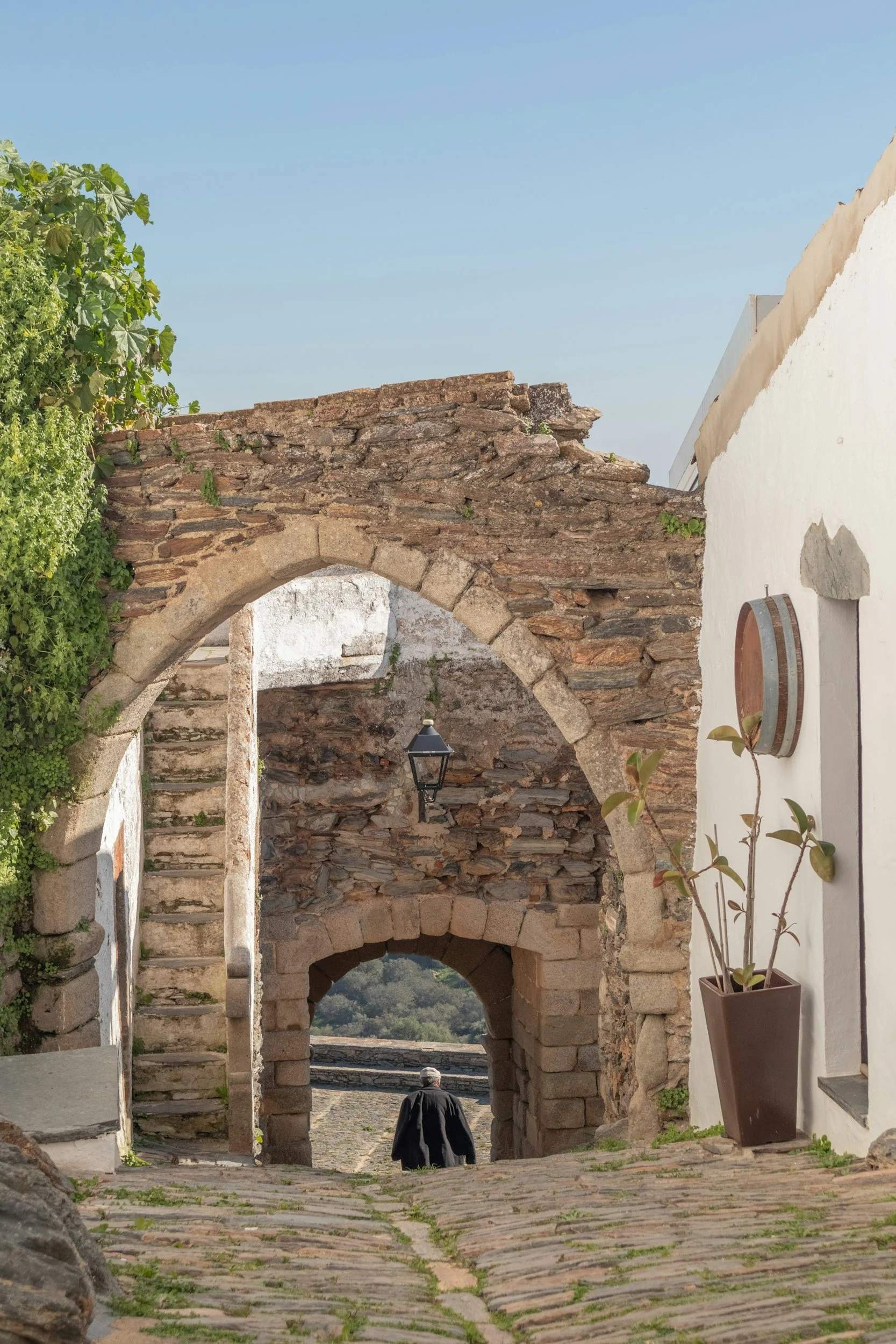 arraiolos-rug-village-alentejo-portugal.jpg