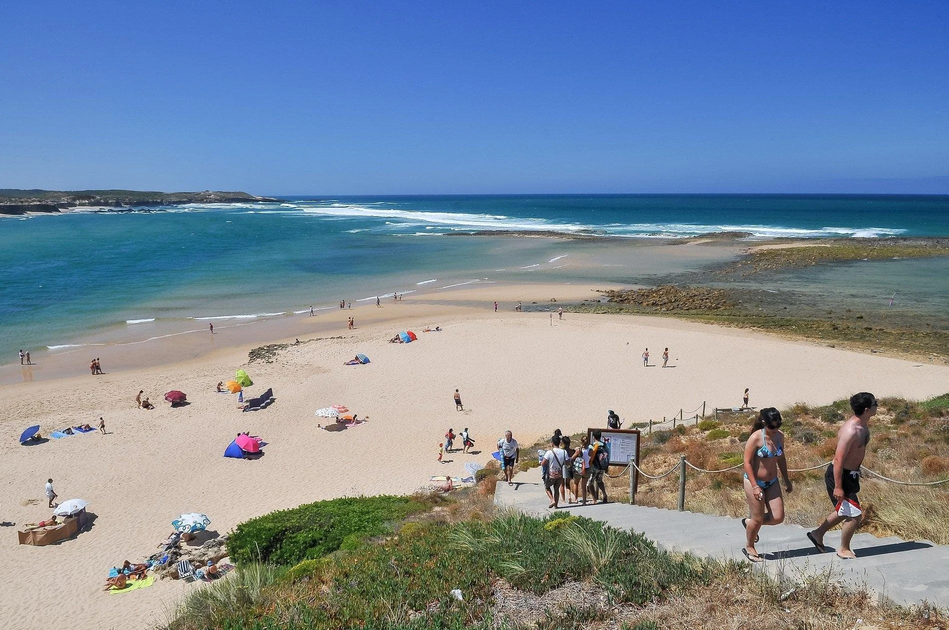 praia-do-farol-vila-nova-de-milfontes.jpg