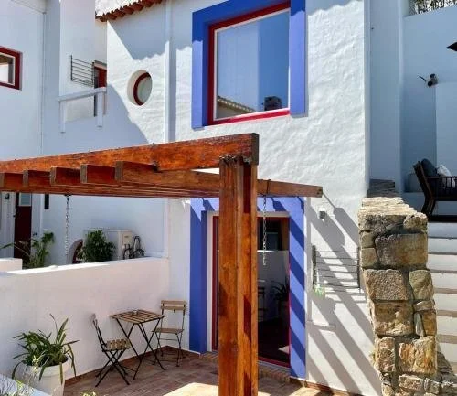 casas-do-moinho-courtyard-odeceixe-portugal.jpg