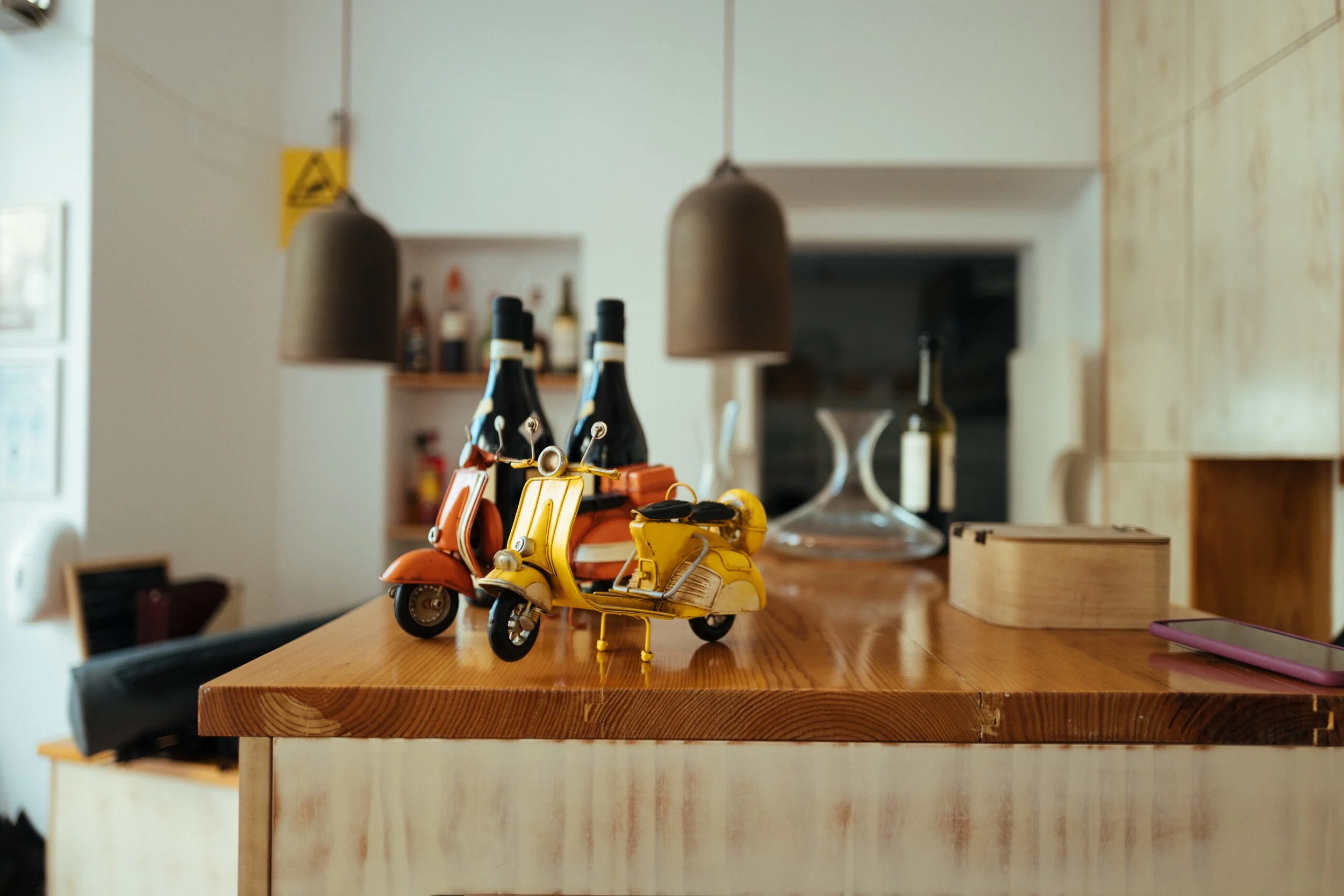 Lamassa, an Italian restaurant with an eclectic and modern design, offers a clean and crisp aesthetic that perfectly complements its focus on fresh, handmade pasta. The stylish interiors blend contemporary finishes with a welcoming atmosphere.