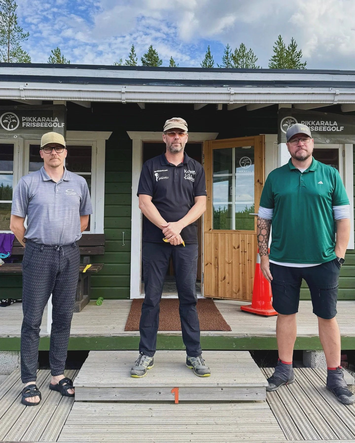 Kiitos SFL Masters Tourin viimeiseen osakilpailuun Oulun Pikkaralassa osallistuneet, kiitos j&auml;rjest&auml;j&auml;seura @ofs_ry ja onnea voittajille!❤️&zwj;🔥

Kiitos yhteisty&ouml;kumppaneille!

@drivaliafinland @itapsa @pdgaeurope @riepposervice