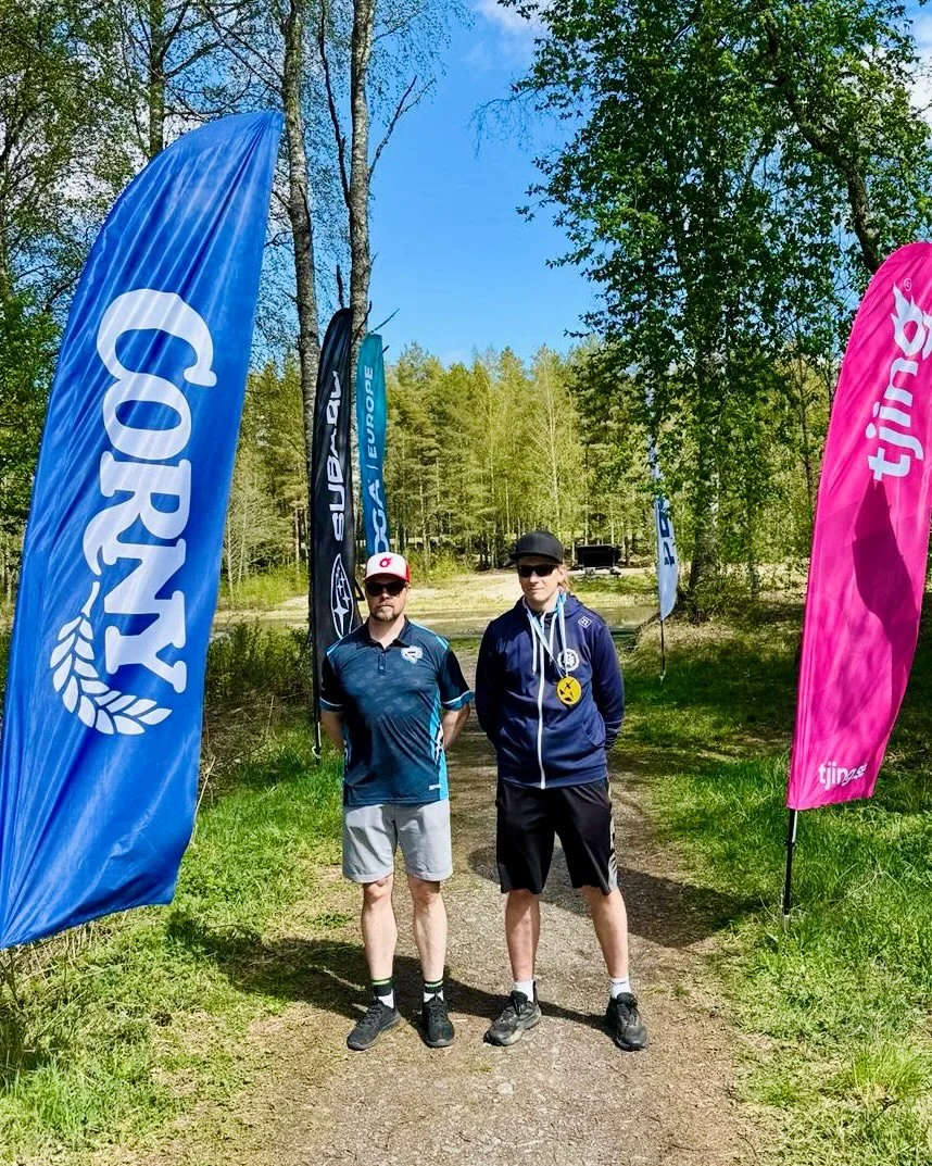 Vaasan veri ei vapissut! Aurinkoinen yhden p&auml;iv&auml;n kisa saatiin @wasadiscgolfclub in luotsaamana upeasti heitetty&auml; 🤩
Kiitos kisaajille, isot onnittelut voittajille ja kiitos @vaasavasa tuestanne! 🔥✌🏻

SFL Masters Tour 2026 Vaasa YHTE