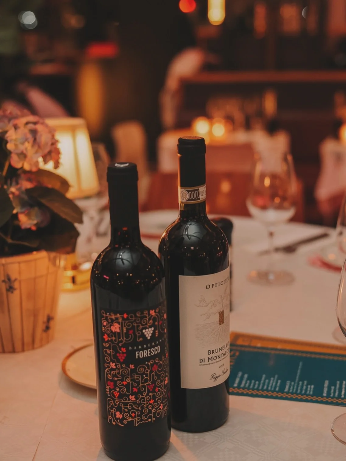 Uncork Italy 🇮🇹✨⁣
From bold Barberani to smooth Brunello, we serve only our favourite Italian wines.⁣
Perfect for dinner, date night, or just because 🍷❤️⁣
⁣
📍 BAR.LUSCONI, Mercatorplein 2B⁣
Real Italian wines, real good times.⁣
⁣
.⁣
.⁣
.⁣
.⁣
#bar