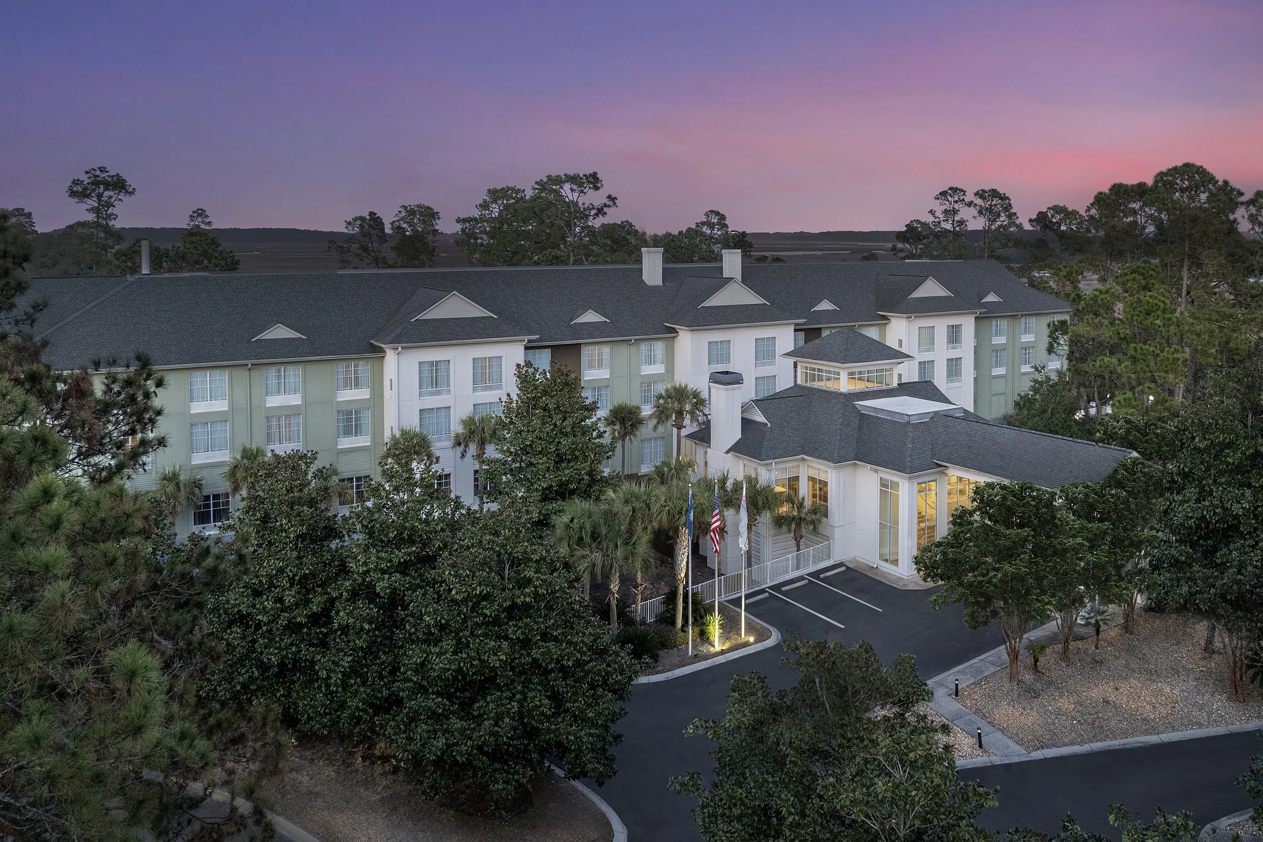 HHHHEGI_SC_HEAD_HGI_EXTERIOR_DUSK.jpg