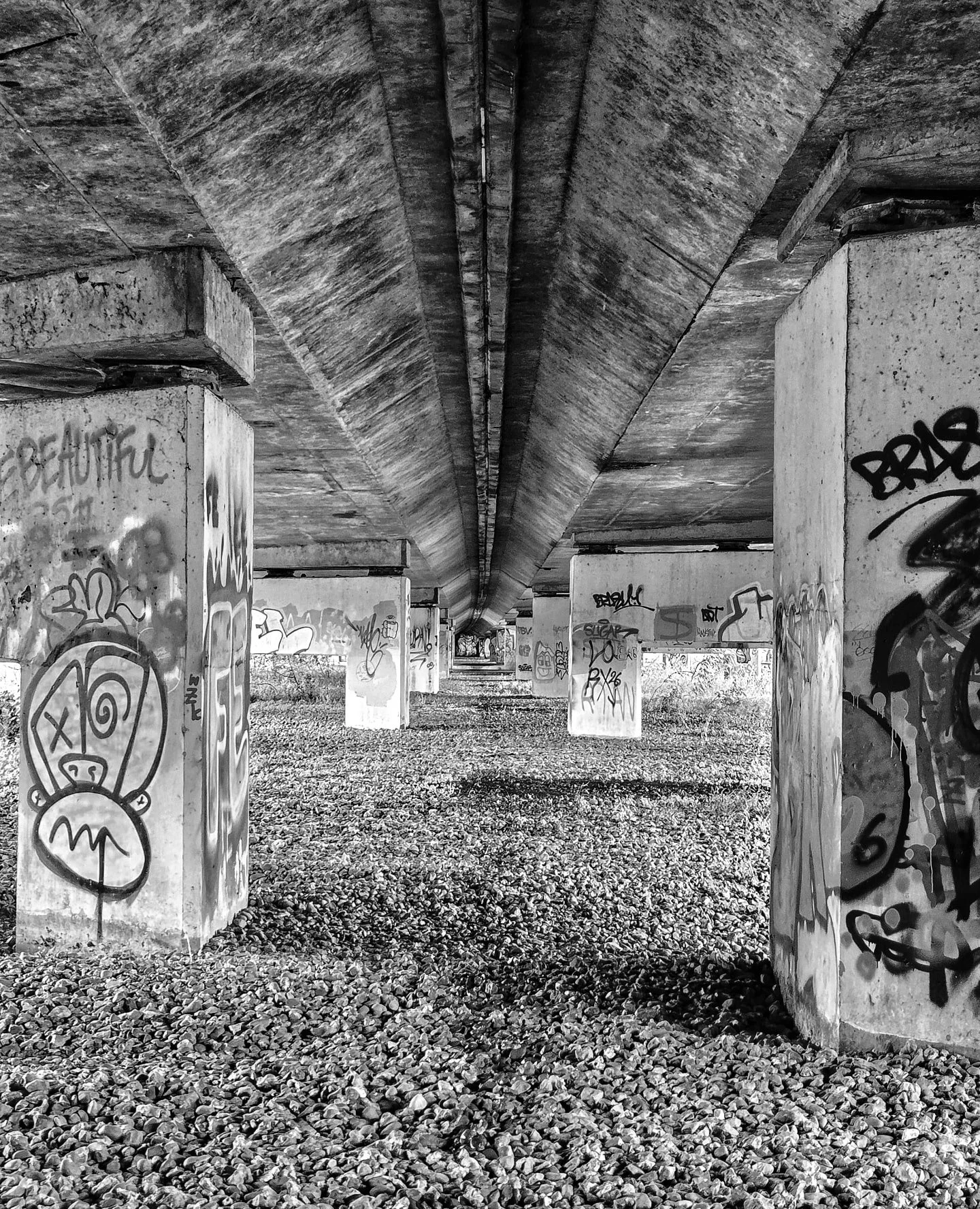 📸

📍Stony Stratford, Milton Keynes 

Under the bridge ◼️◻️◾️◽️▪️▫️
