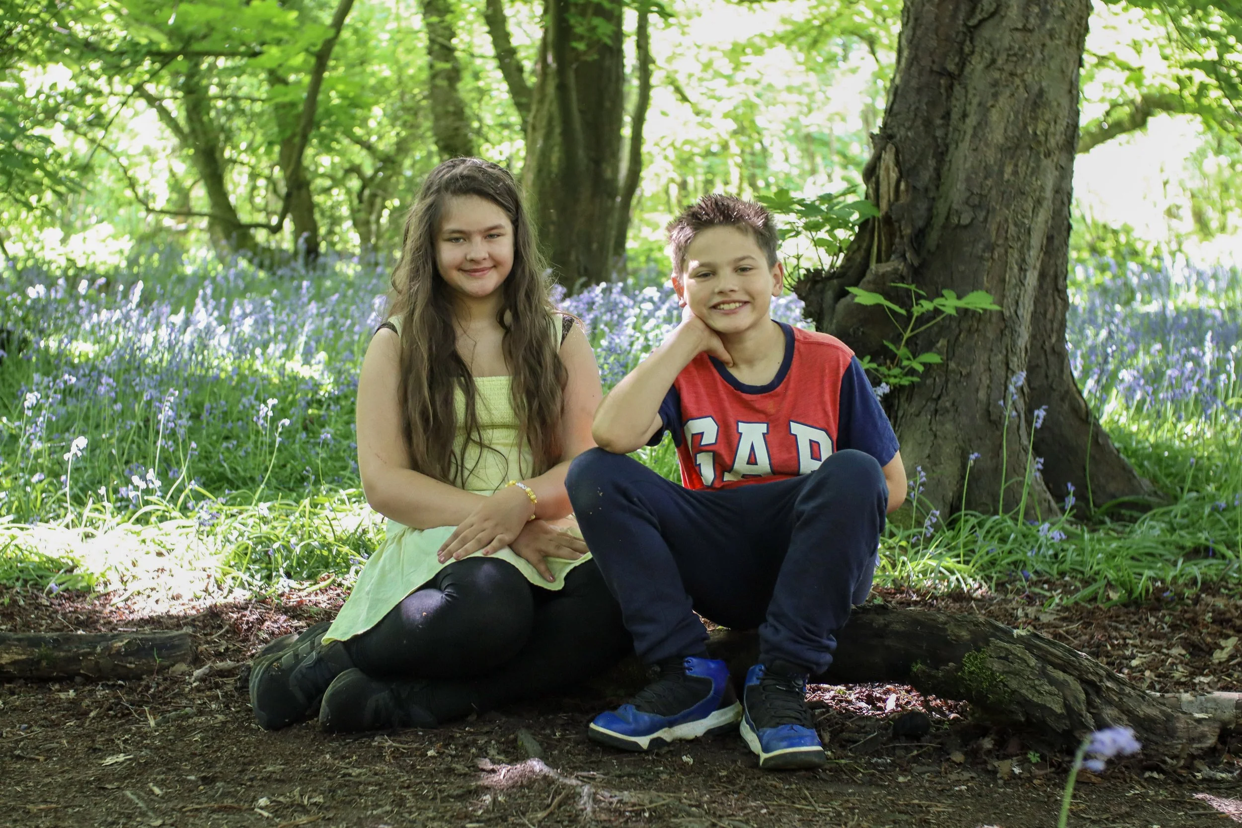 Family photos and portraits taken by a family photographer in Milton Keynes, Buckinghamshire in the UK. Special occasions, christening, baptism, newborn, baby, birthday, anniversary, wedding photo shoots and sessions