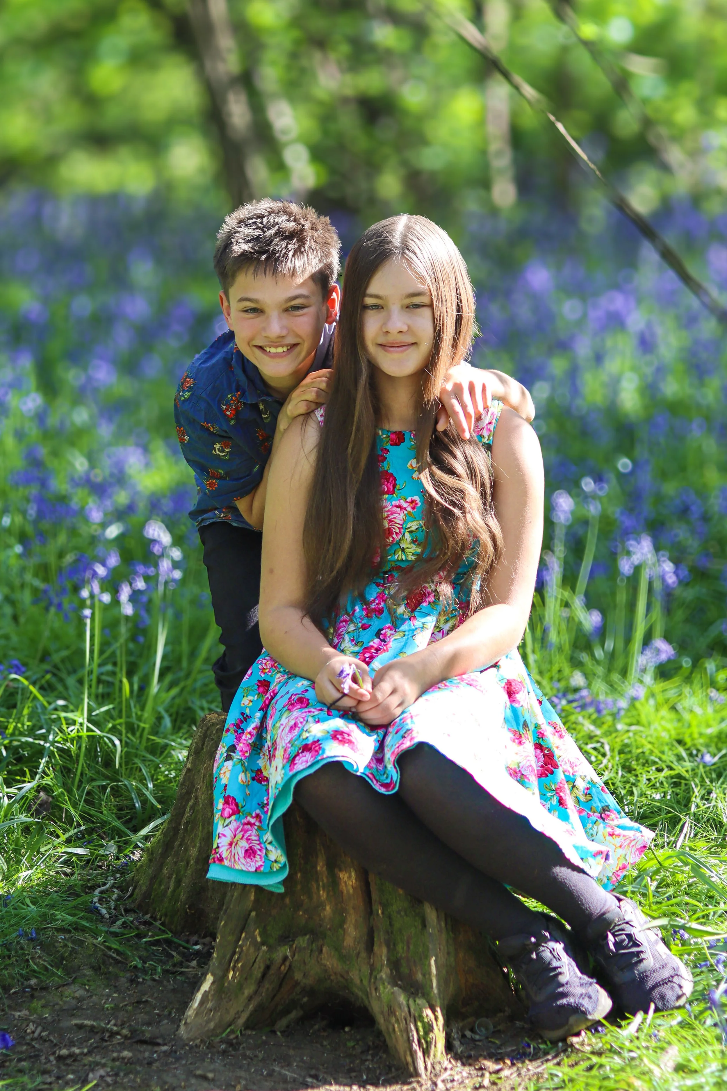 Family photos and portraits taken by a family photographer in Milton Keynes, Buckinghamshire in the UK. Special occasions, christening, baptism, newborn, baby, birthday, anniversary, wedding photo shoots and sessions