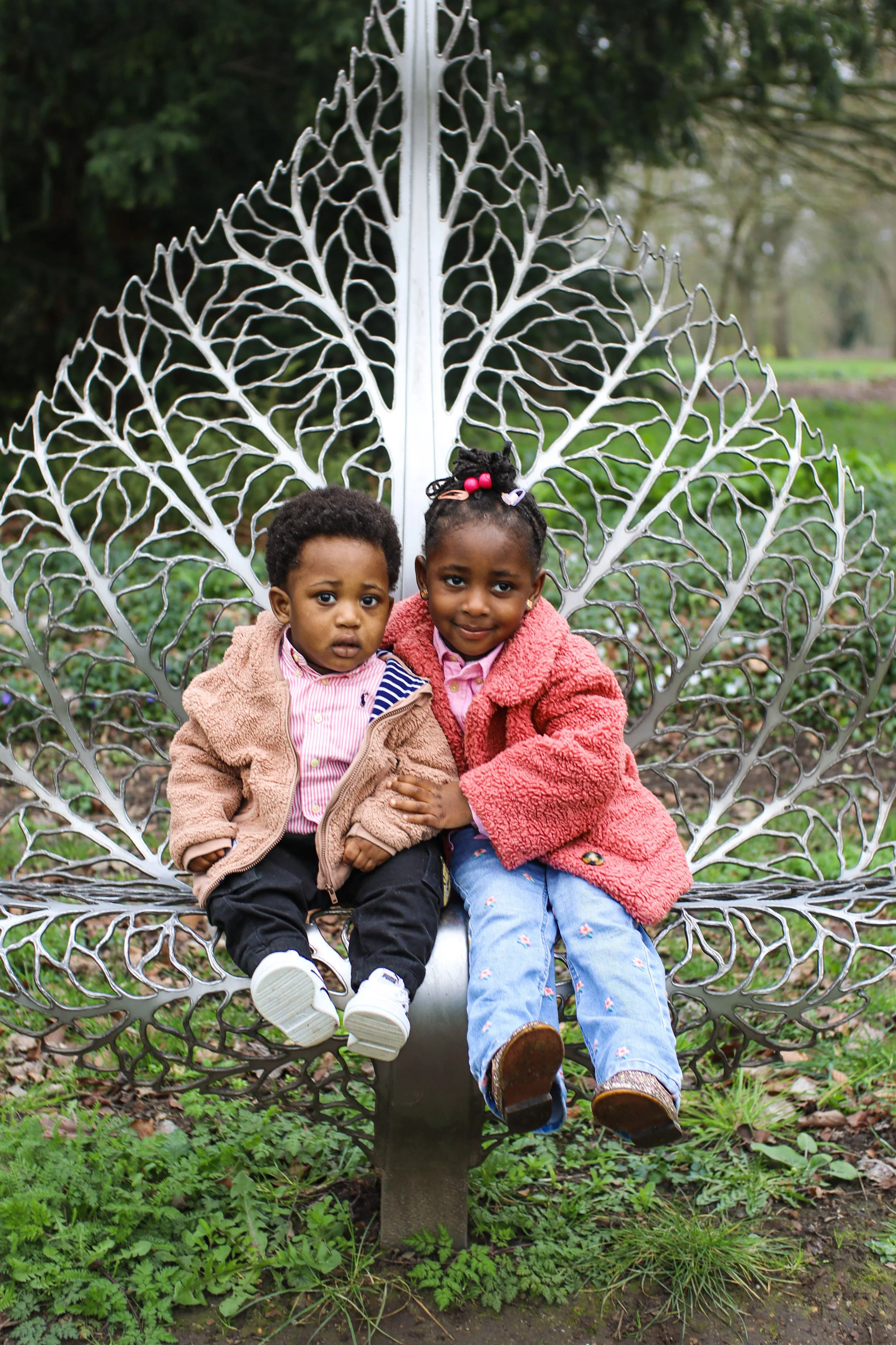 Family photos and portraits taken by a family photographer in Milton Keynes, Buckinghamshire in the UK. Special occasions, christening, baptism, newborn, baby, birthday, anniversary, wedding photo shoots and sessions