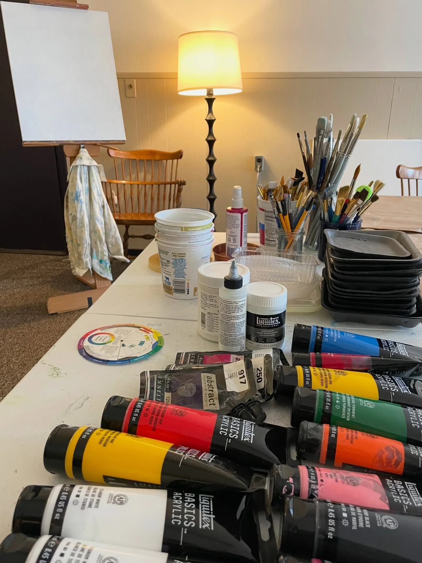Tomorrow is day 1 of the first Intuitive Painting Series!! I got to help set up the space with Faren this morning and it is so inviting and full of materials to help get you into a beginners mind with your painting. 

stay tuned to see what everyone 