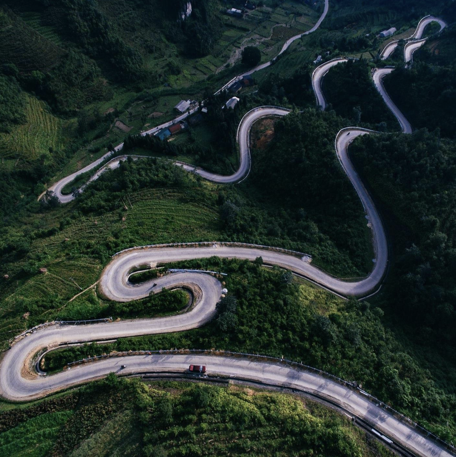The Ha Giang Loop: A Definitive Guide to a Northern Vietnam Tour