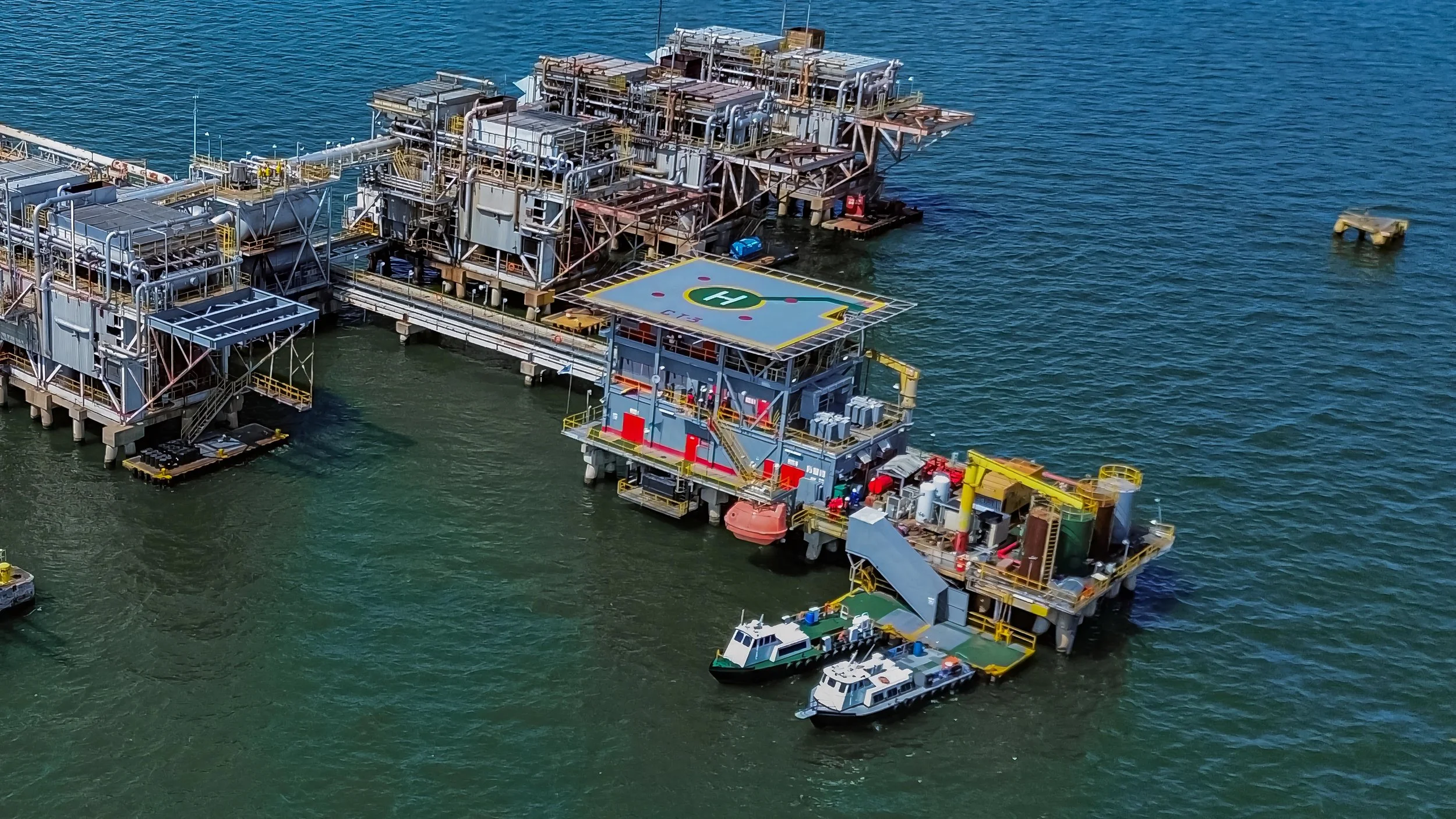 The Evolution of Oil in Venezuela: A Century of Potential and Transformation
