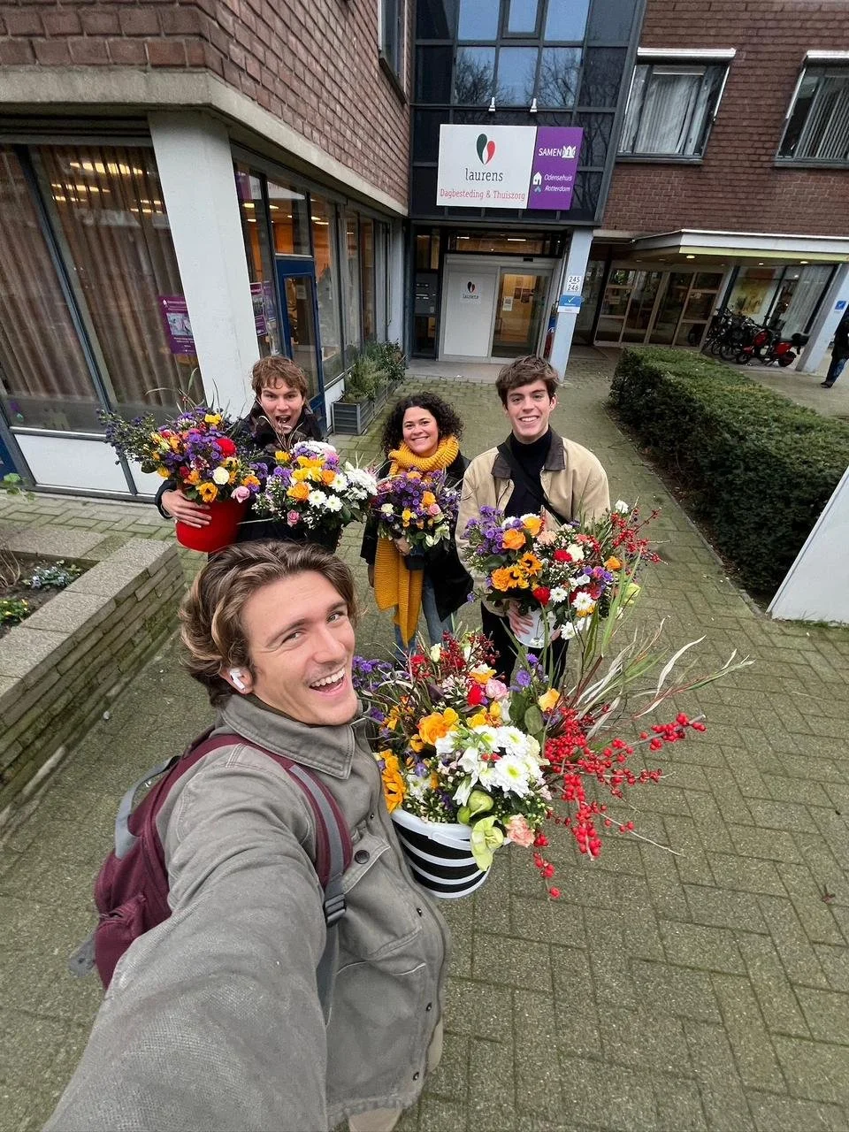 Join us for a Flower Bouquet-making at EUC!