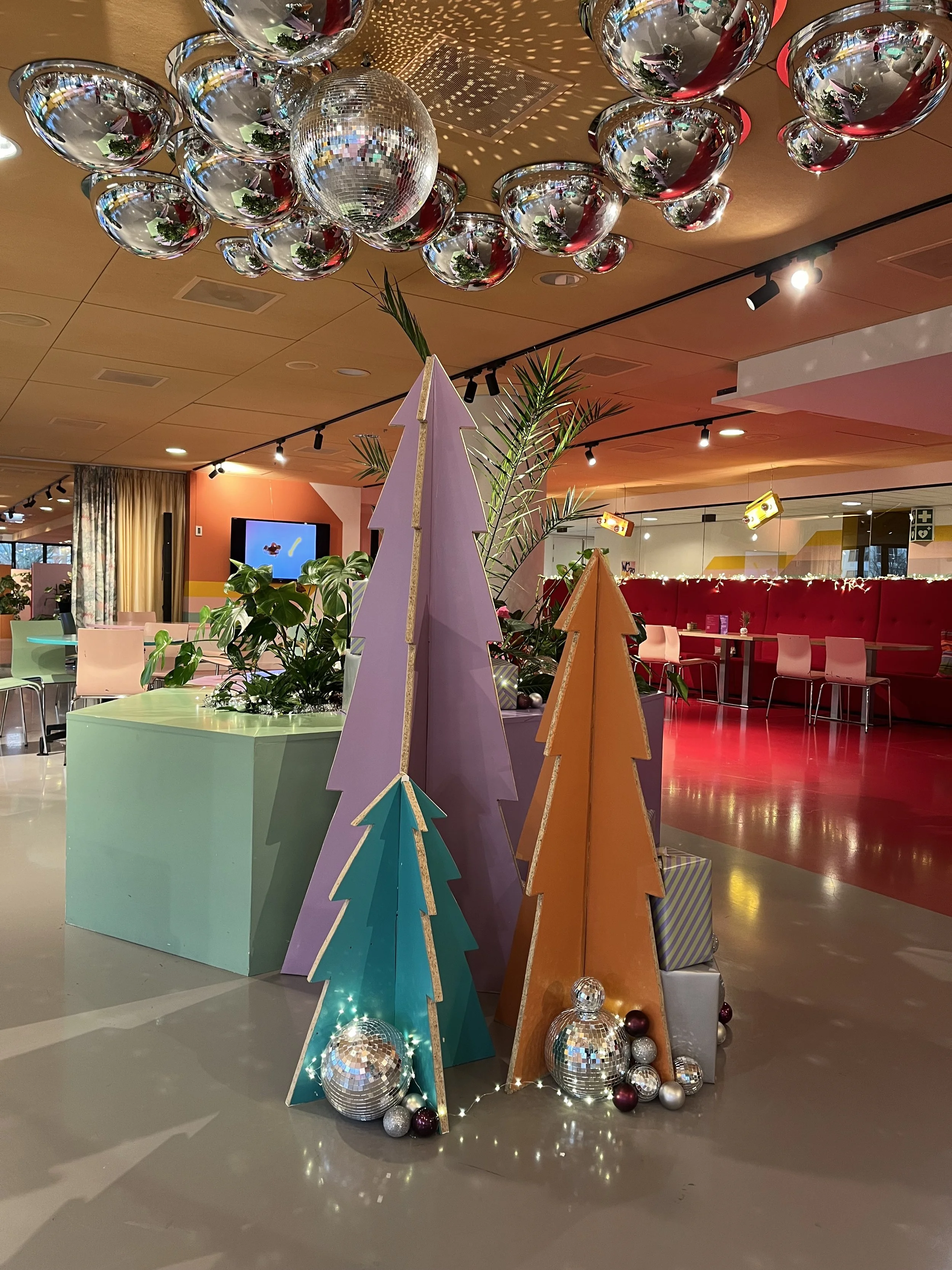 Christmas Festival of Connection: From Dabke to Jingle Bells with Buddy to Buddy