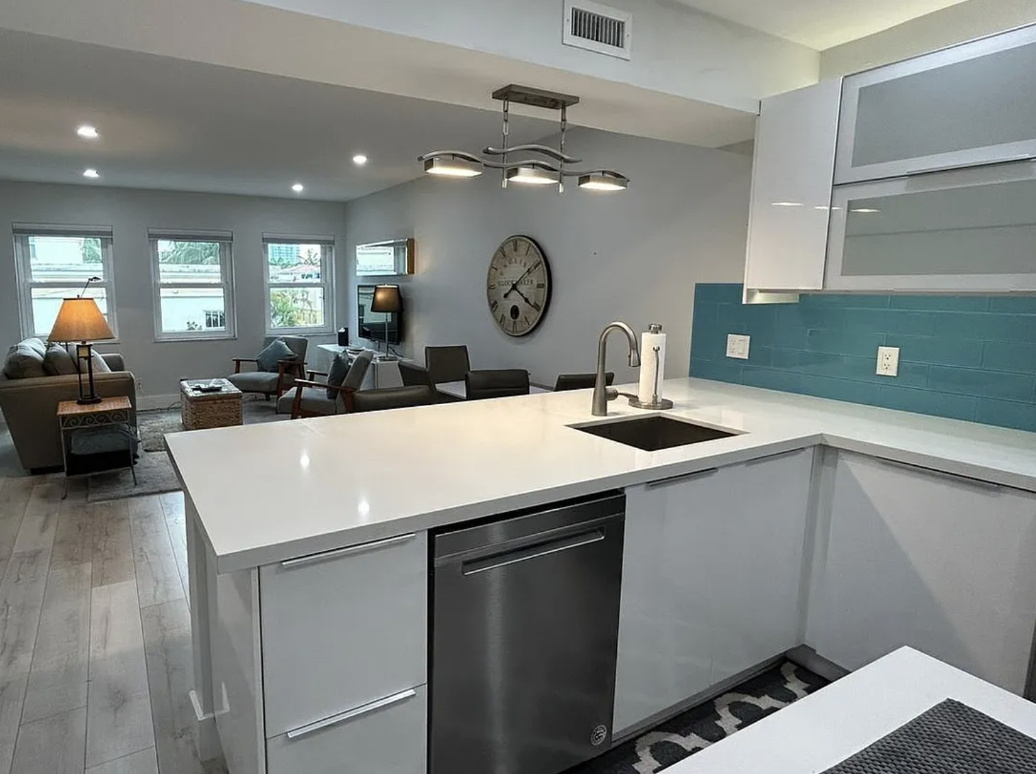 Screen Shot 2024-10-05 at 4.22.11 PM.png