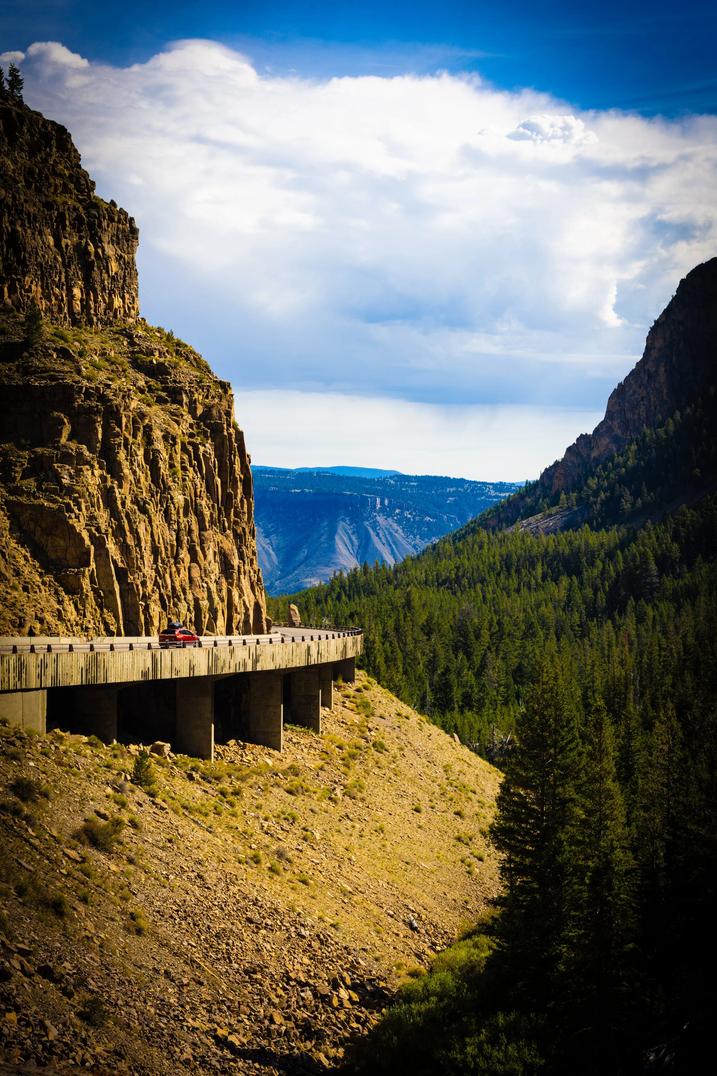 Yellowstone's Golden Gate