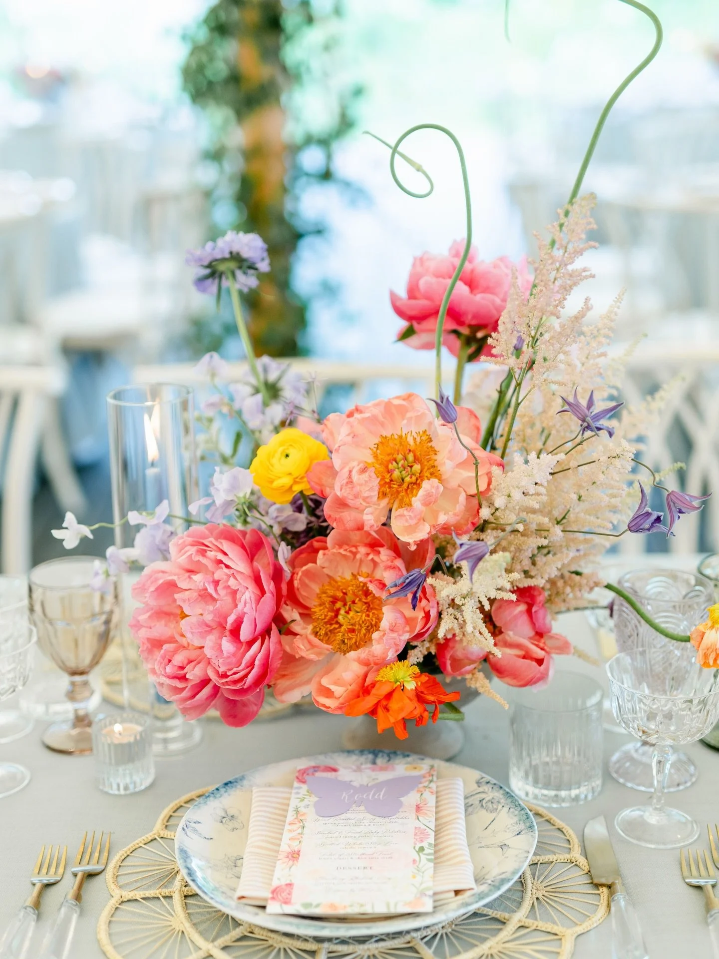 If I was your best friend, I&rsquo;d tell you that you&rsquo;re way too unique to be ordering pre designed wedding stationery online🩷

I know you, and I know you&rsquo;re looking to plan a one of a kind, memorable experience for your guests. As your