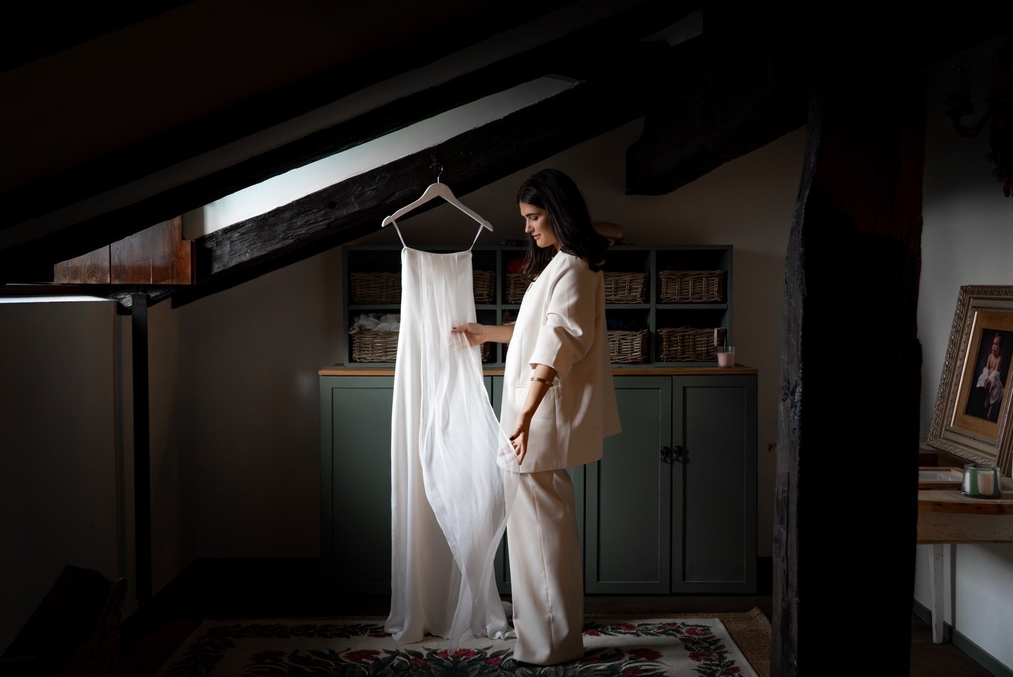 el vestido terminado, y la importancia del tejido 

Foto: @zubiprods 
MUAH: @noidonostia 
Estilista: @inesitsaso 
Espacio: @maitaneagotearquitectura 
Vestido : @naiaiturrioz 

#novia #vestidodenovia #costura #moda #boda