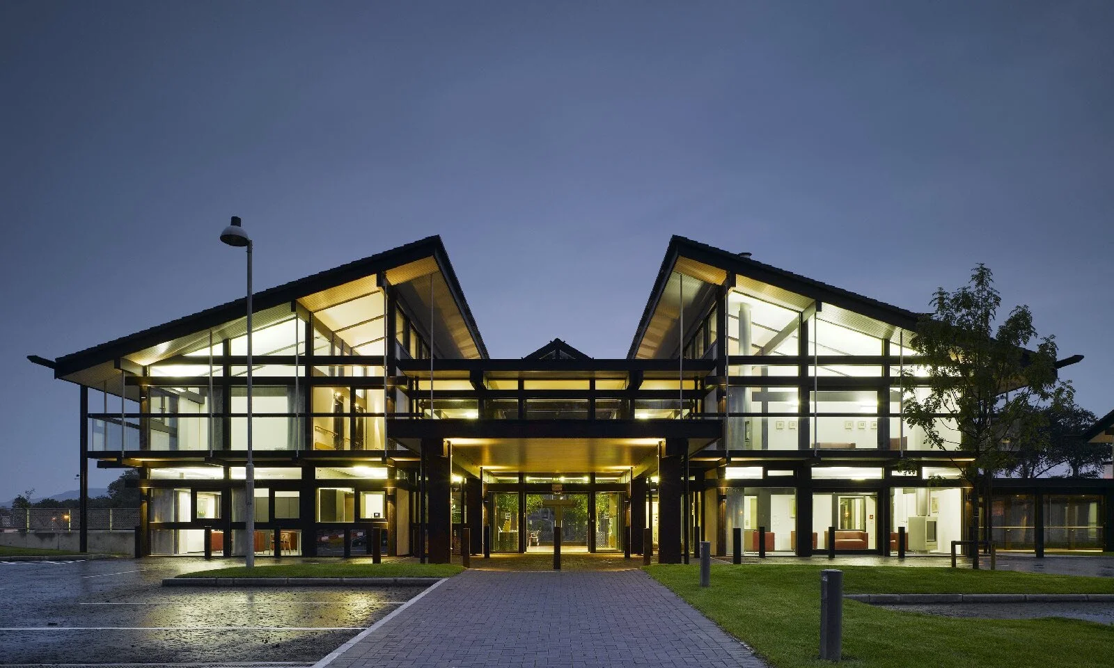 An image of the Cultural Center.