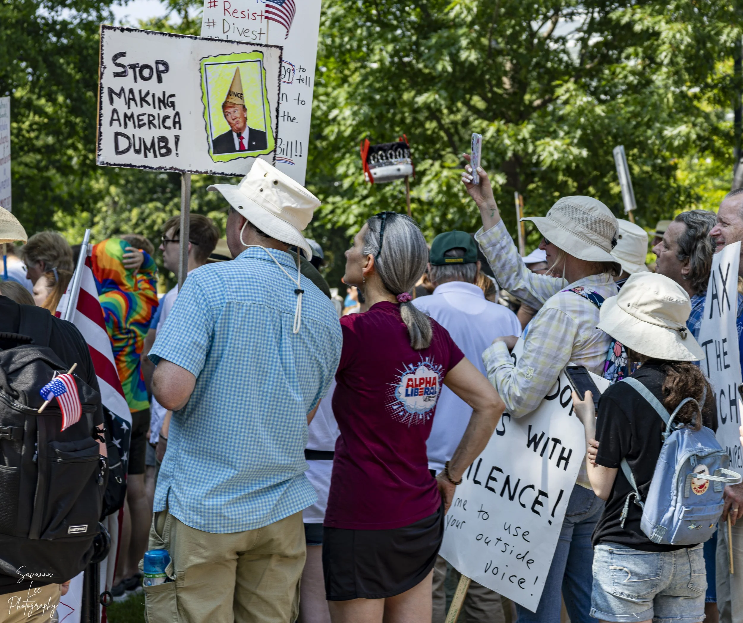 NO KINGS PROTEST_SAVANNA LEE_2025-11.jpg