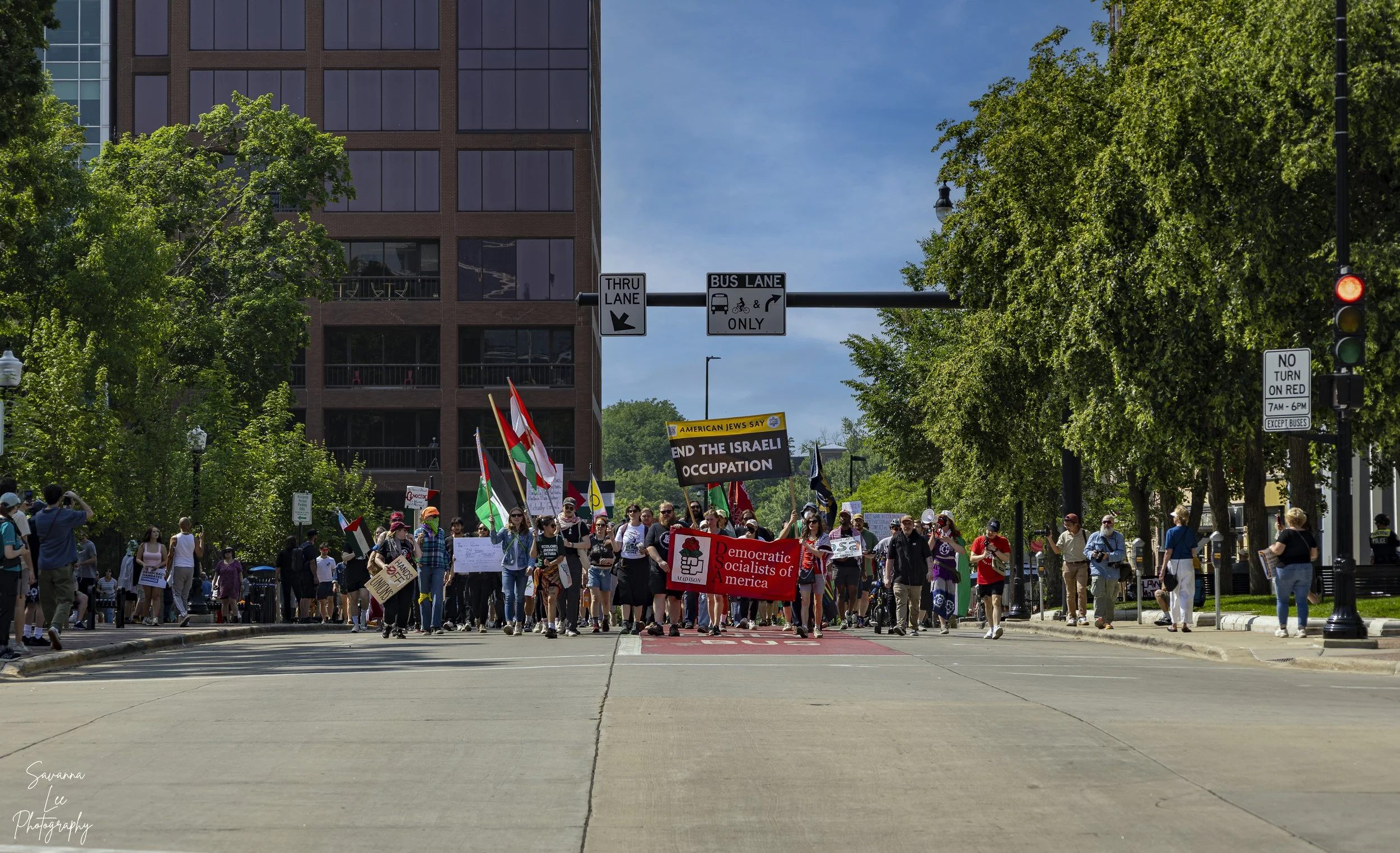 NO KINGS PROTEST_SAVANNA LEE_2025-44.jpg