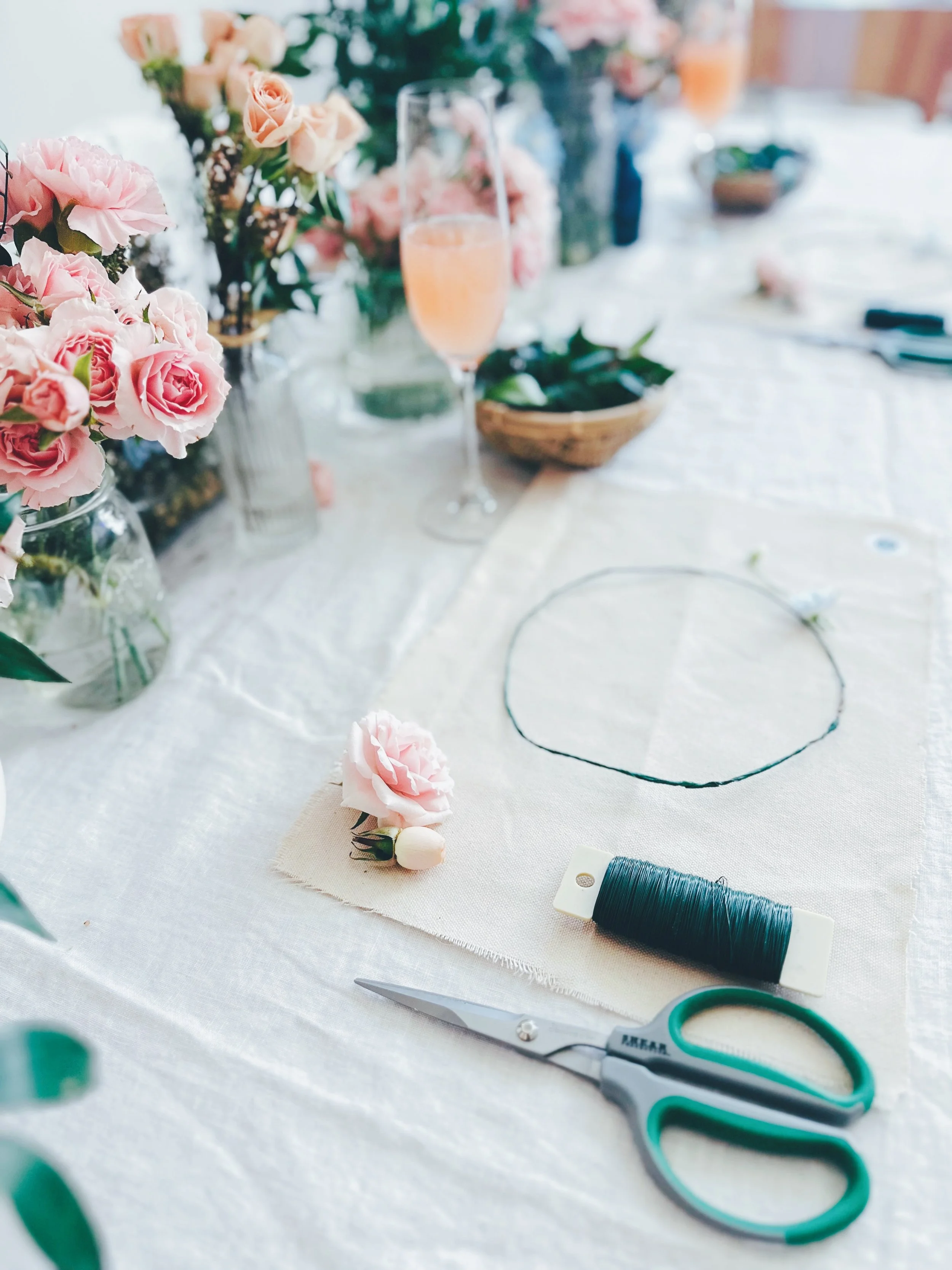 Creative floral workshops for corporate teams, celebrations, and community gatherings.