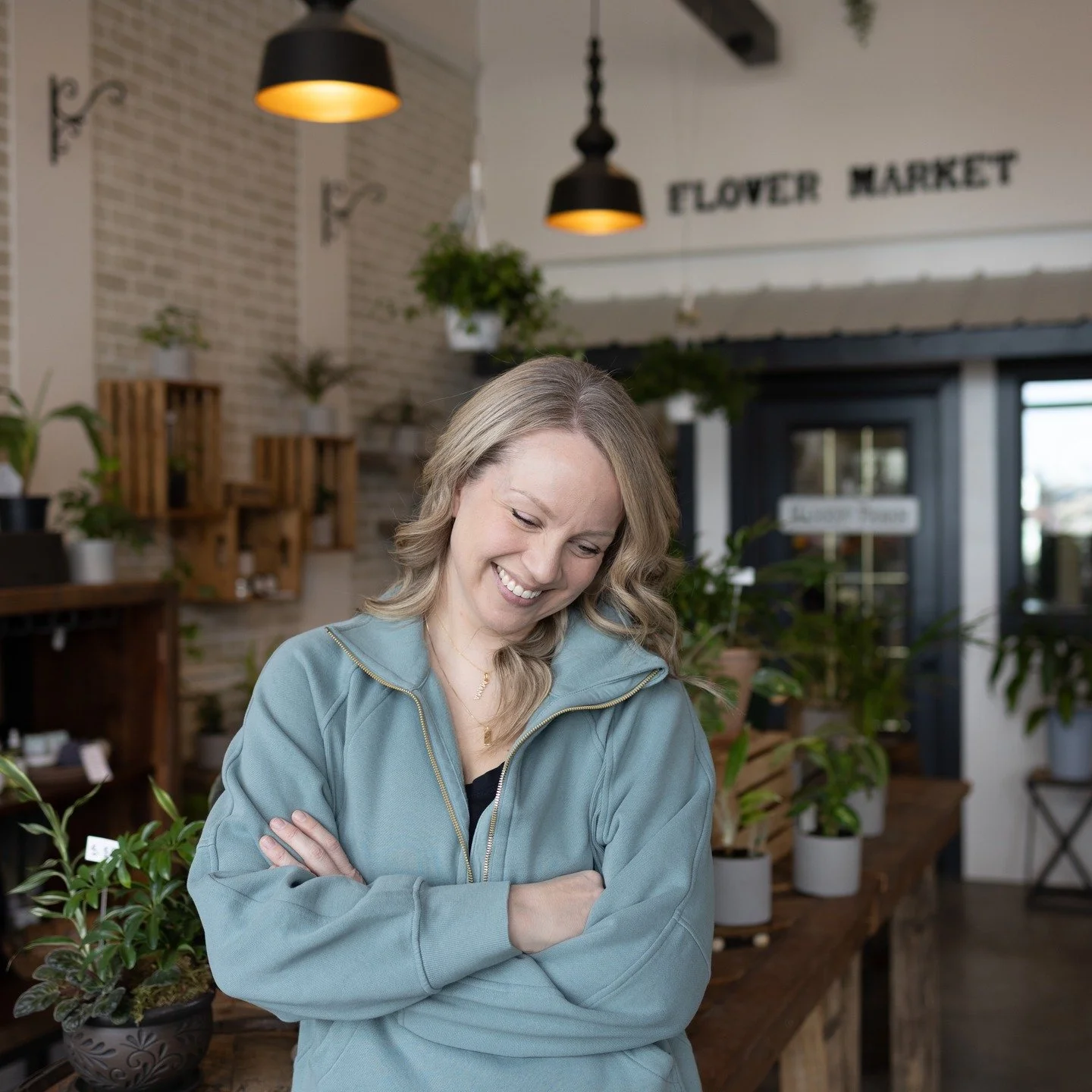 Your brand is more than a headshot. It&rsquo;s a story.

The Story Branding Session is designed for entrepreneurs and leaders who want images that reflect who they are, what they stand for, and how they lead.

This isn&rsquo;t about standing in front