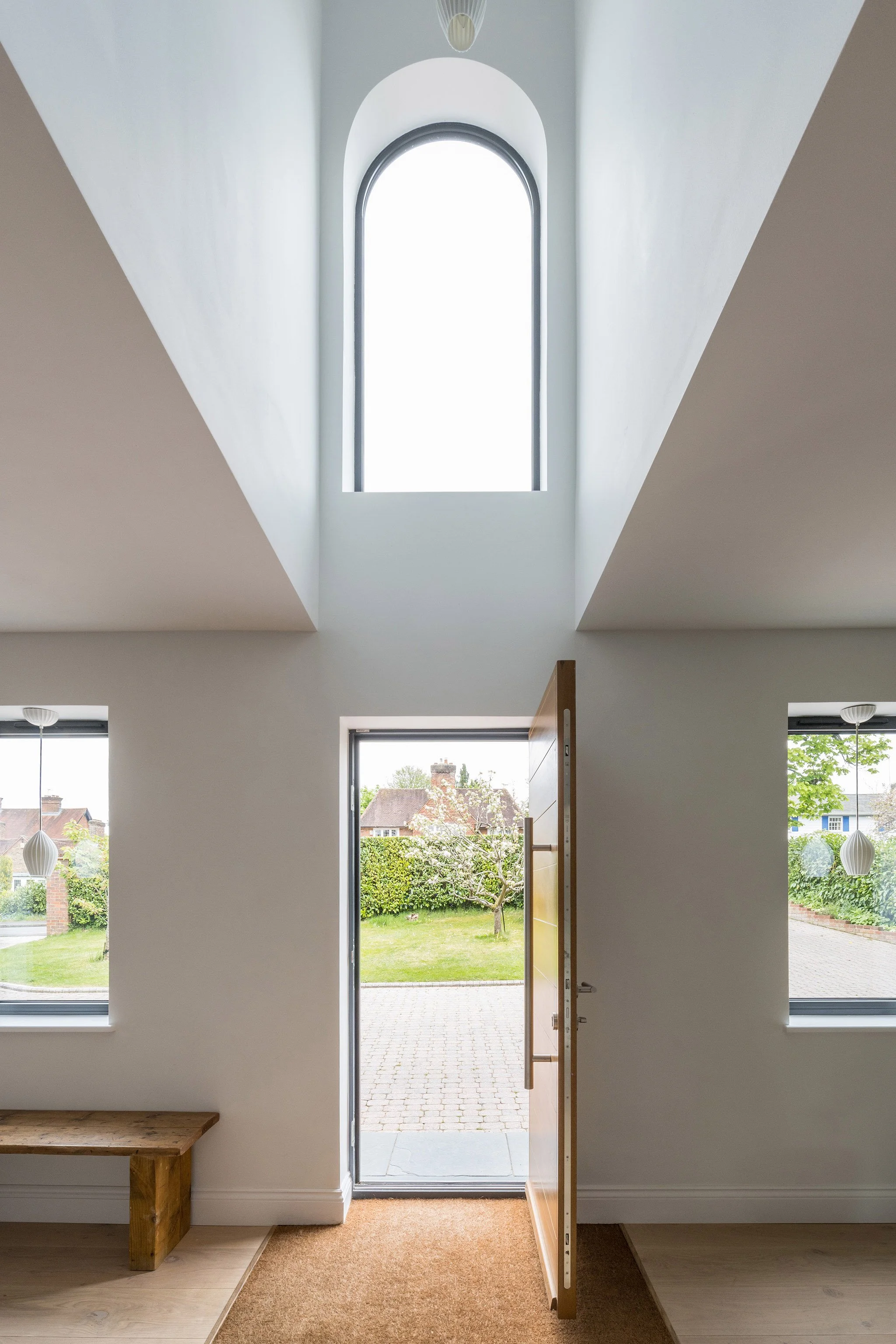 18-The-Pippins-Charred-Timber-House-Extension-Hall-Interior-Design-Architecture-London-Buckinghamshire-UK-Rider-Stirland-Architects.JPG