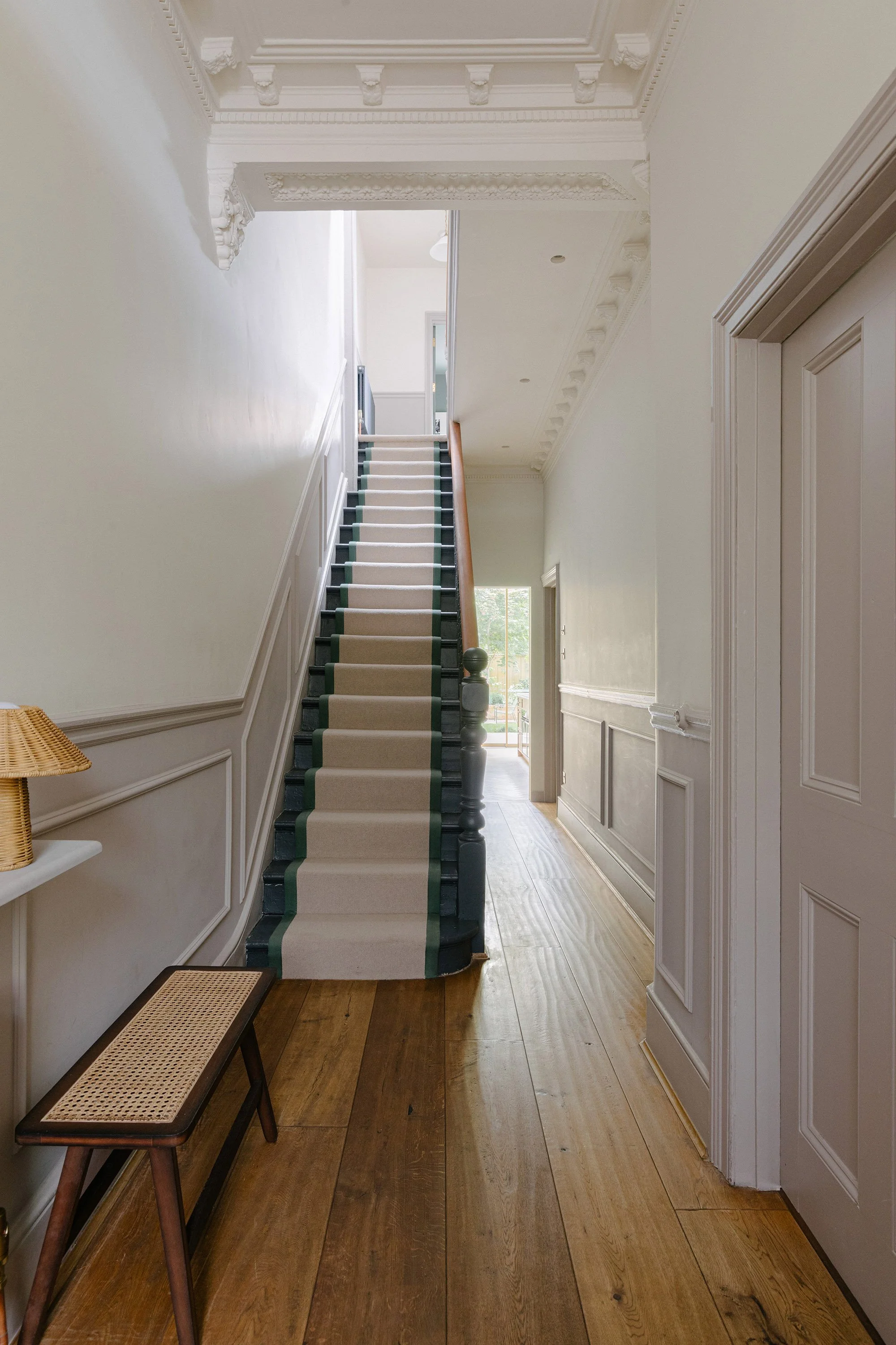 06-winterbrook-dulwich-estate-kitchen-extension-interior-design-entrance-hall-staircase-london-uk-rider-stirland-architects.jpg