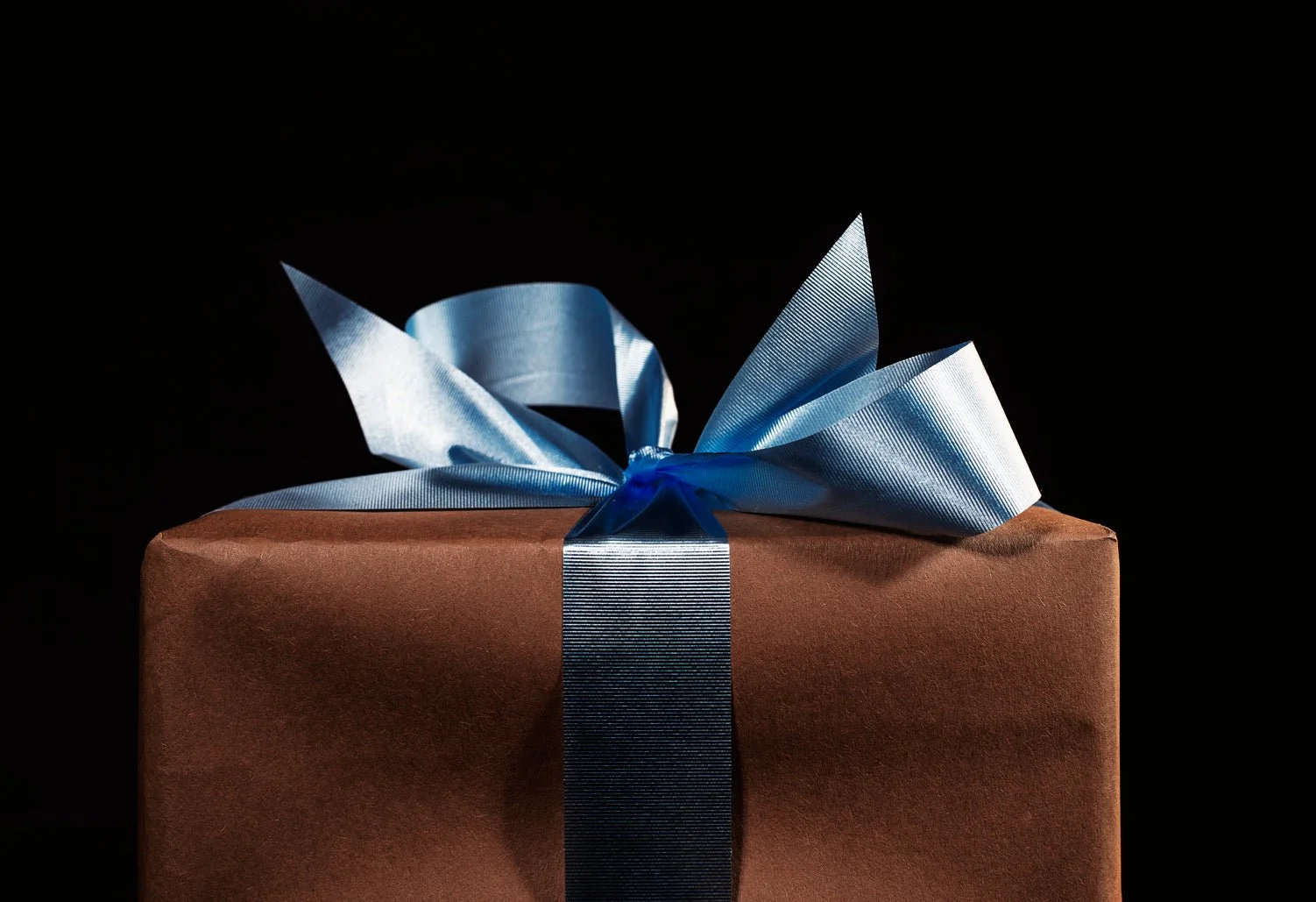 gift-wrapped-with-bow.jpg