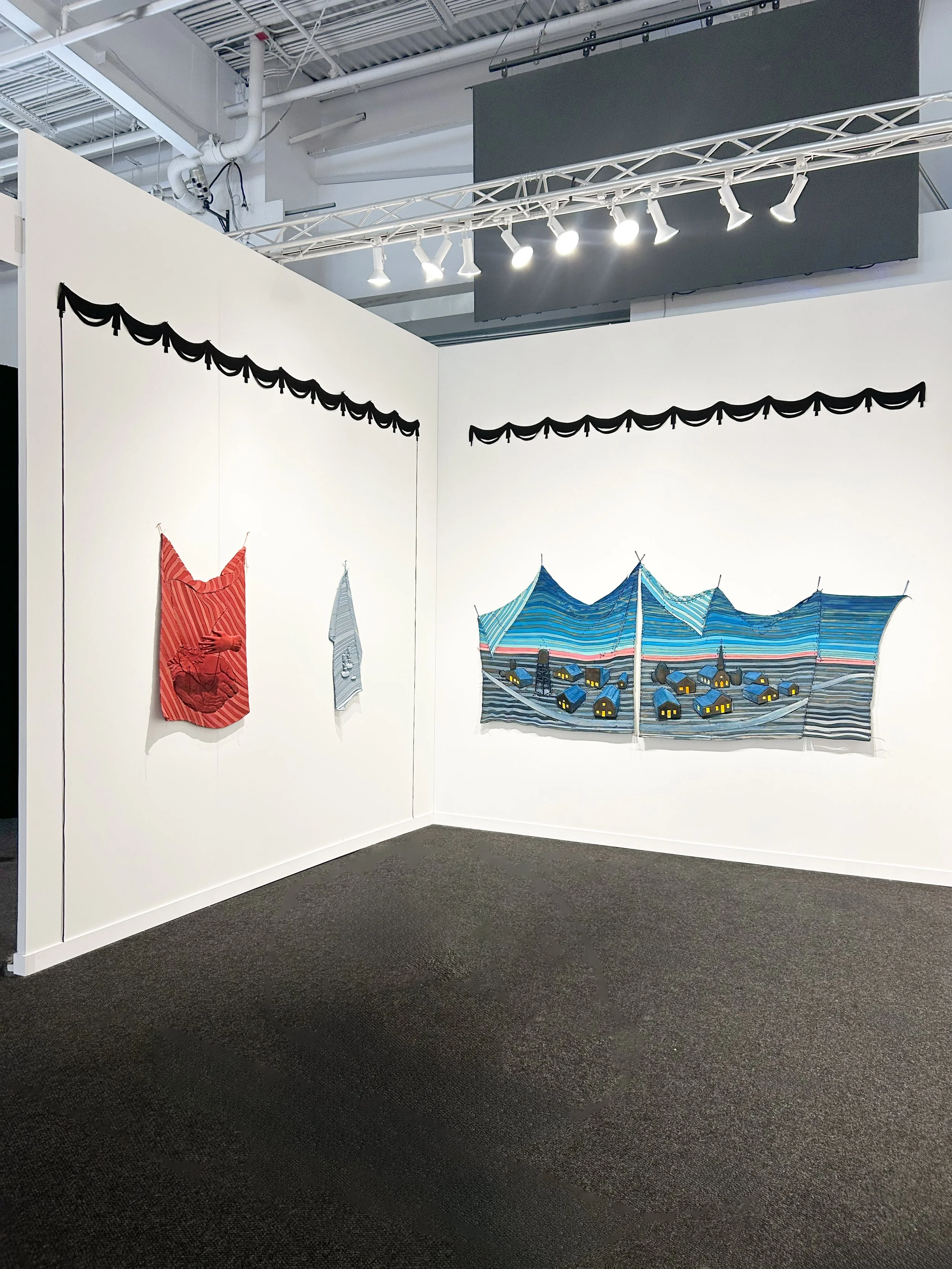 Pentimenti booth  (1).jpg
