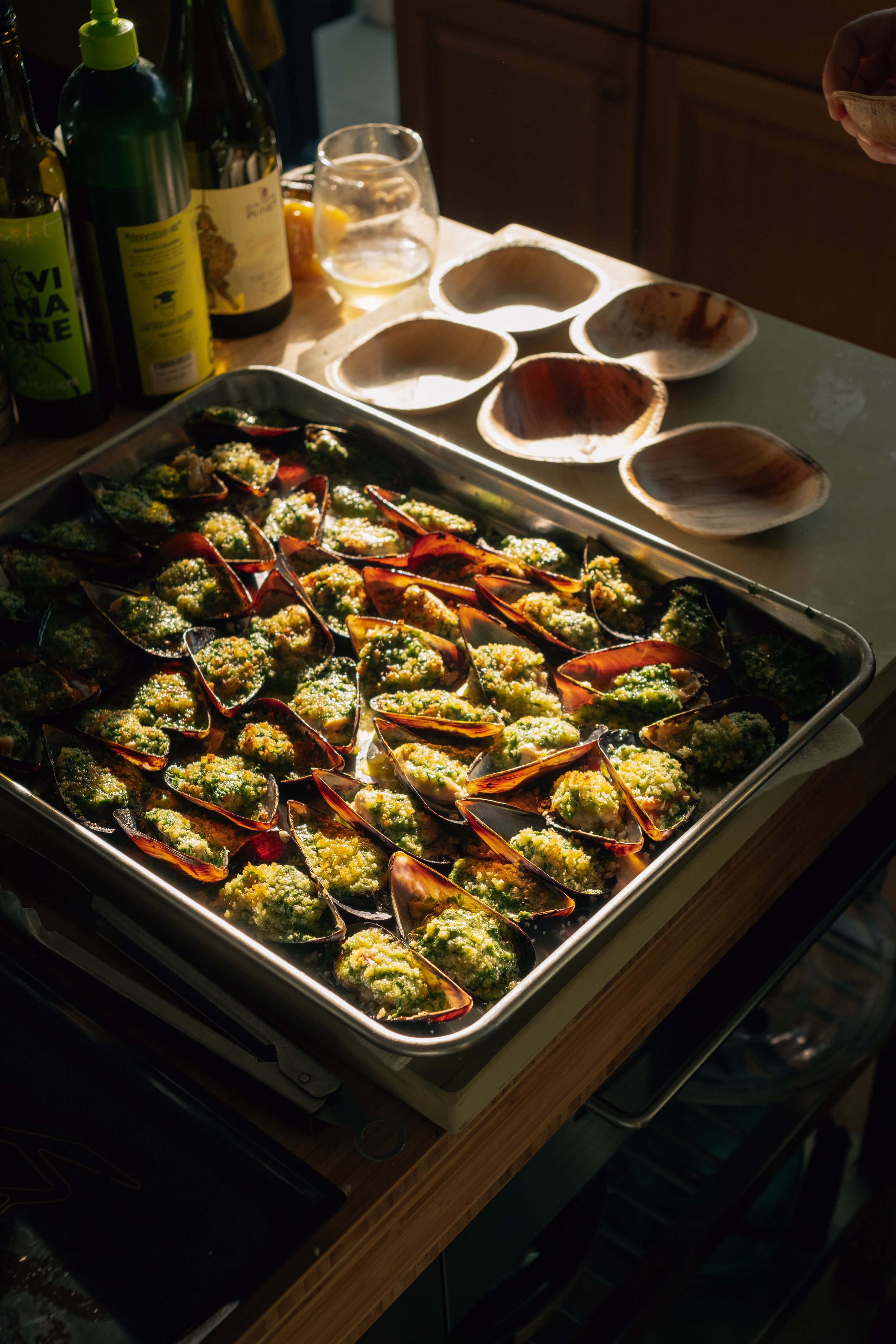 'Festa della Donna' broiled mussels | photo: Gray McClamrock