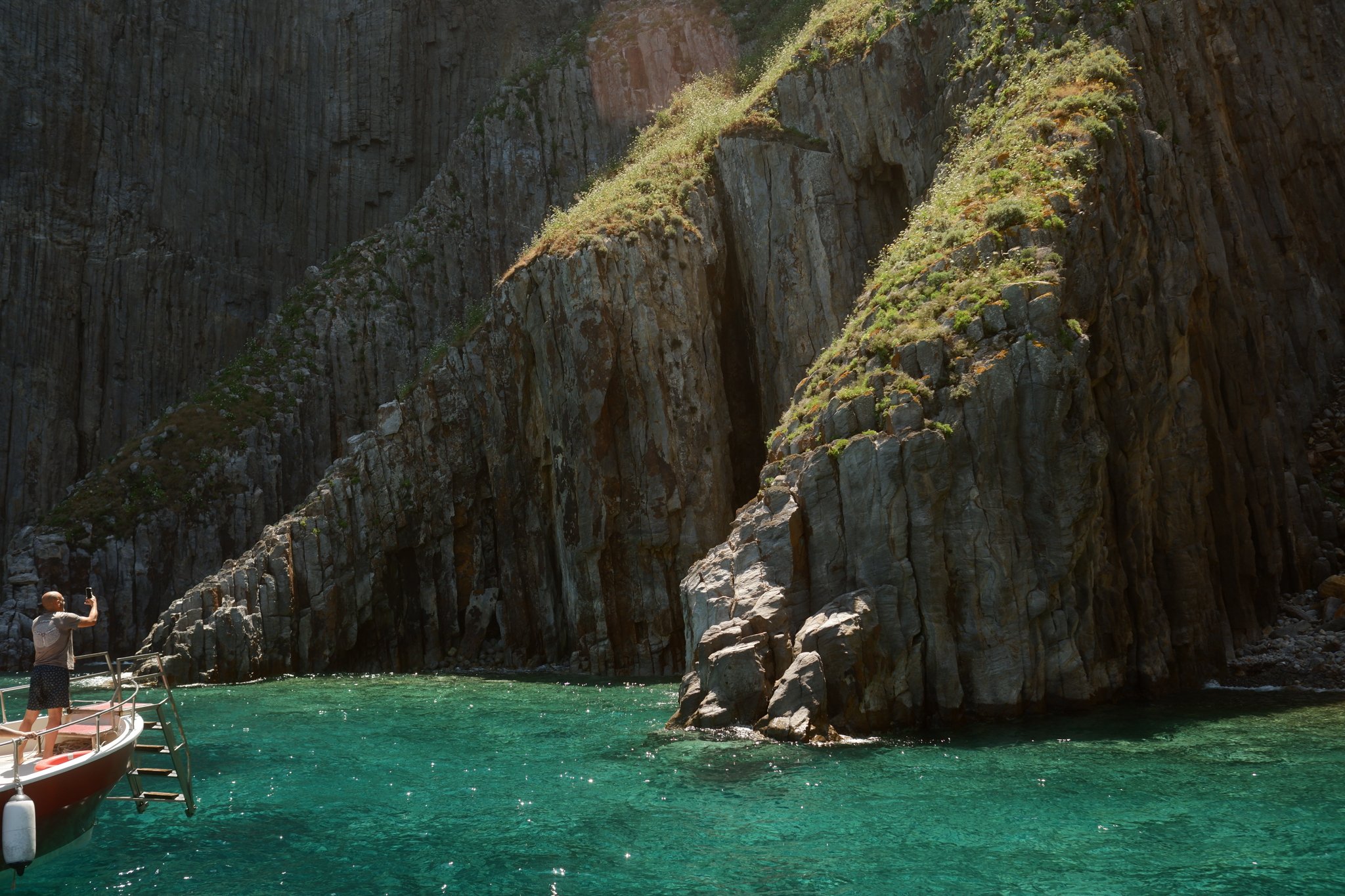 Ponza, Lazio, IT | photo: Olivia Cappelletti