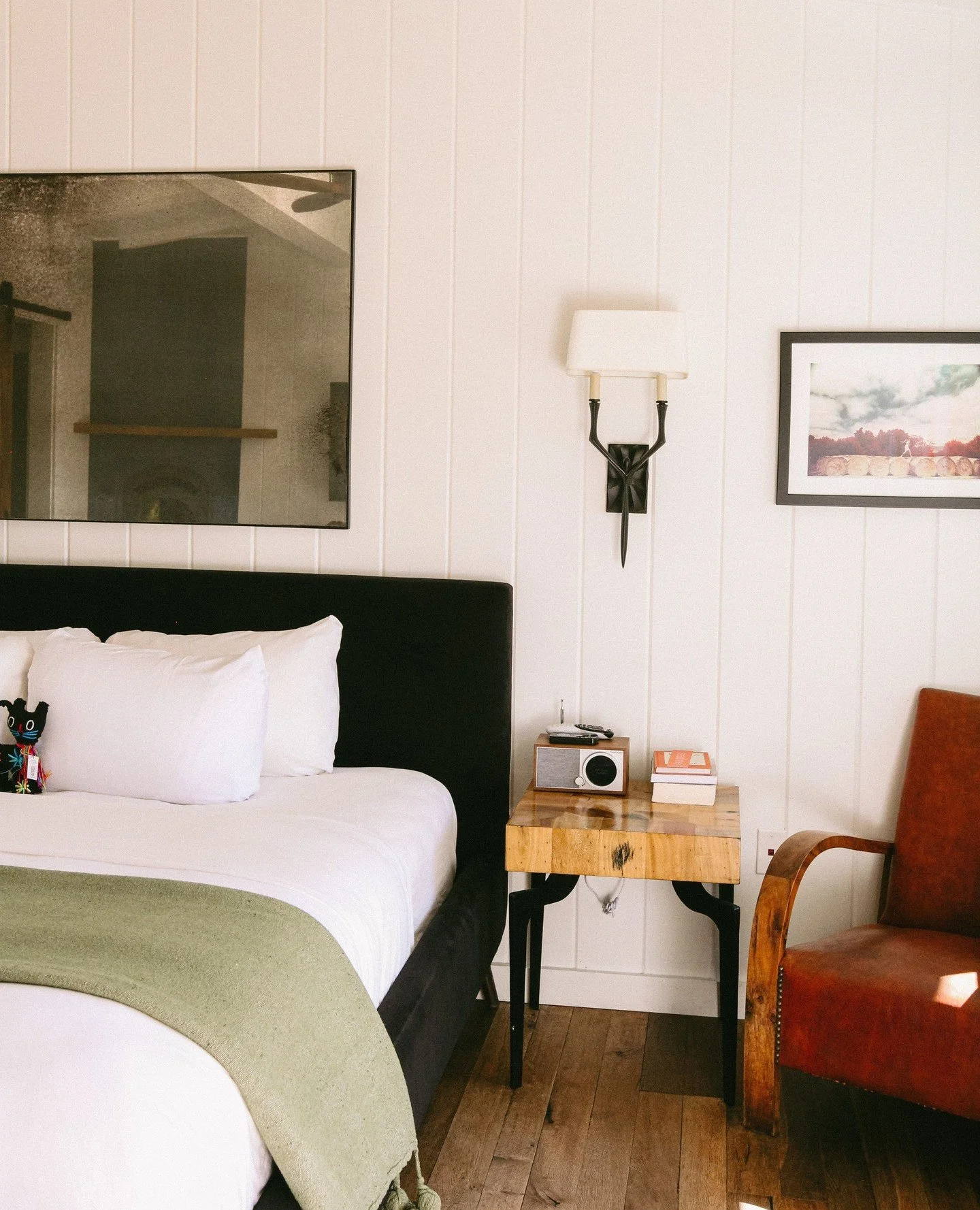 The best memories happen when you slow down. Escape to Skyview this winter and linger a little longer🌙⁠