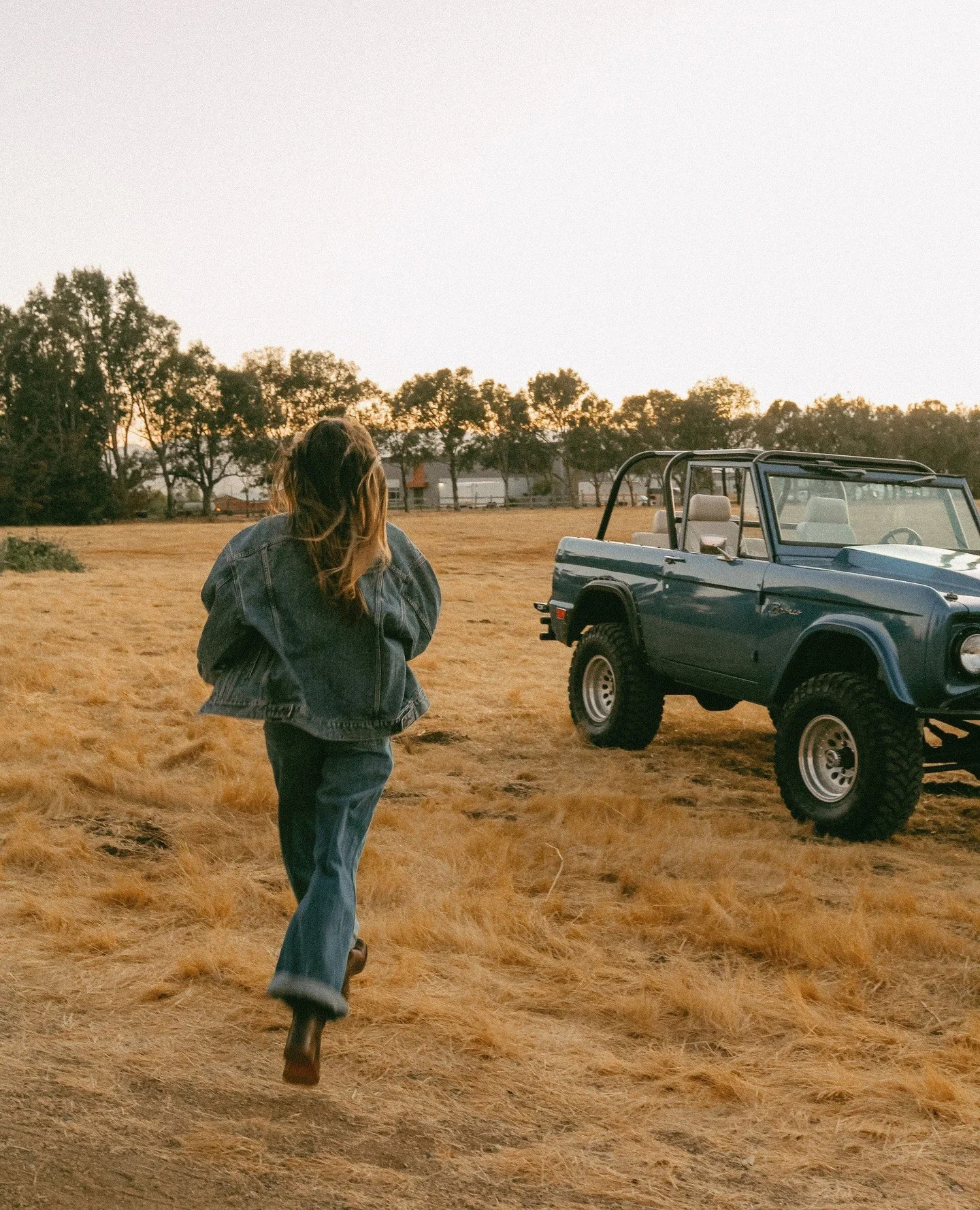 Out here catching sunsets 🌅 ⁠
⁠
Captured by @lorenmislavsky