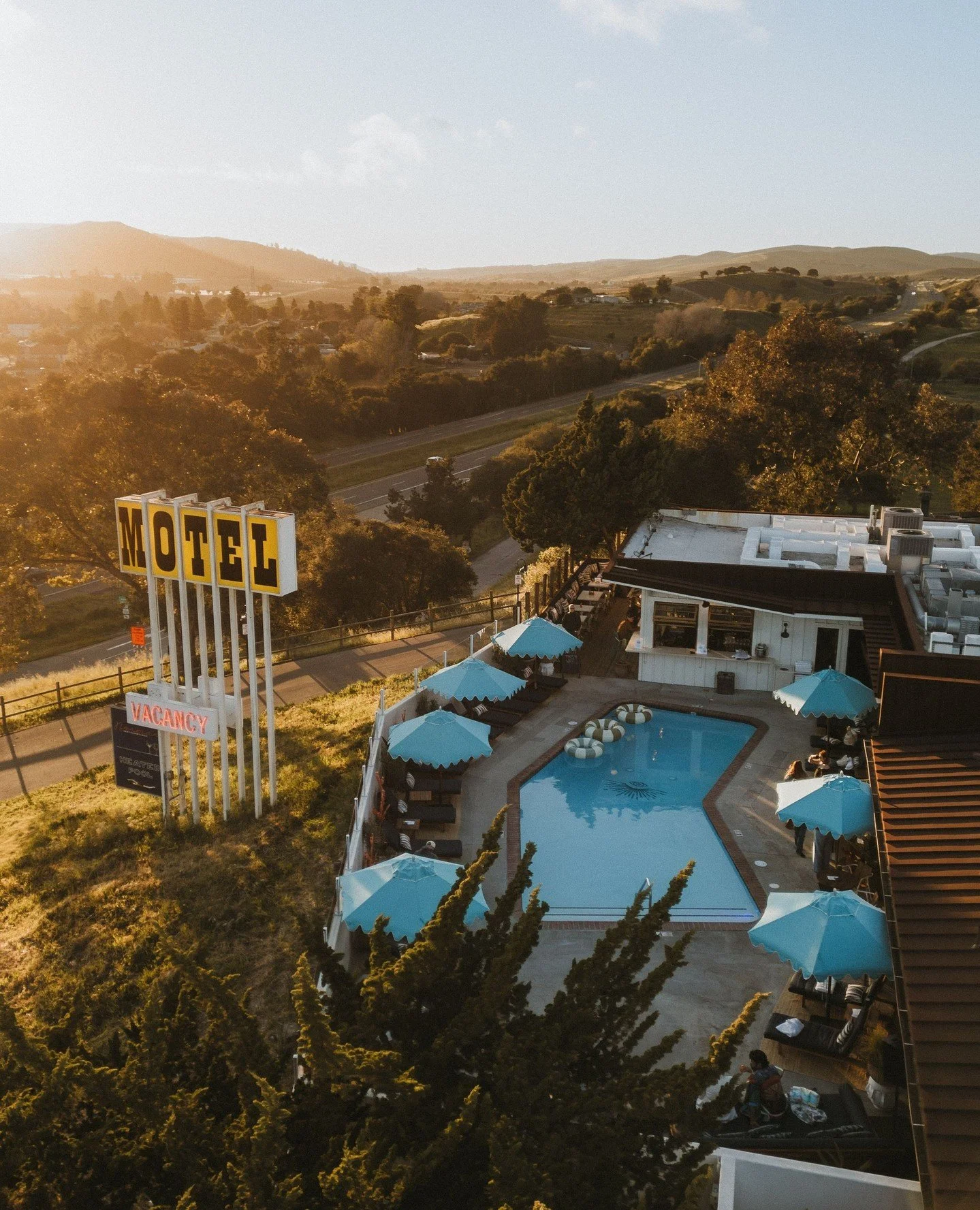 @observer says &ldquo;the rural vineyard towns of Santa Ynez Valley boast some of California&rsquo;s most picturesque hotels.&rdquo; And Skyview made the list. ⁠
⁠
🗯️ "Perched just off the freeway atop a hill, Skyview overlooks the surrounding 