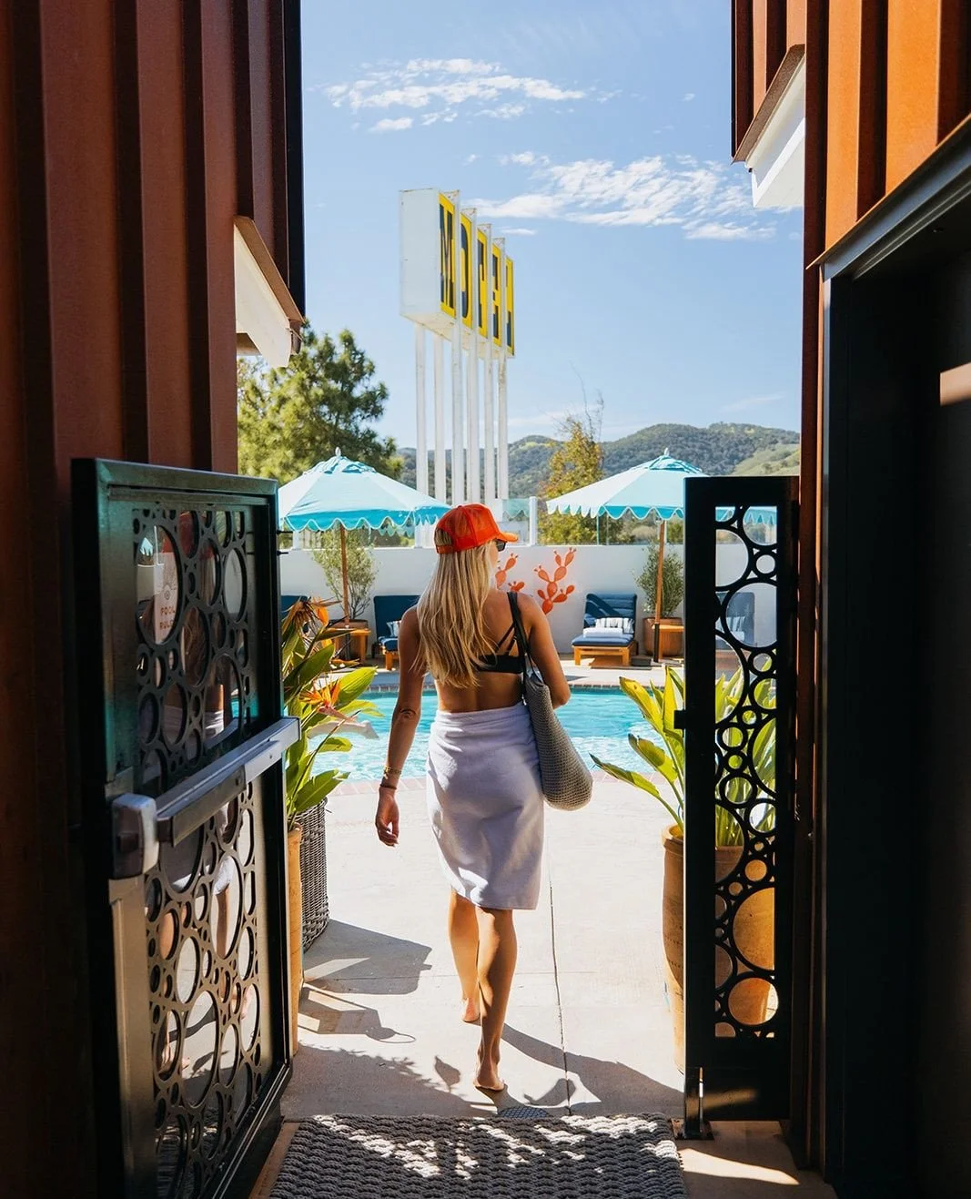 ⁠Commute looks different today. ⁠
⁠
.⁠
.⁠
.⁠
⁠
Photo: @mikesoul