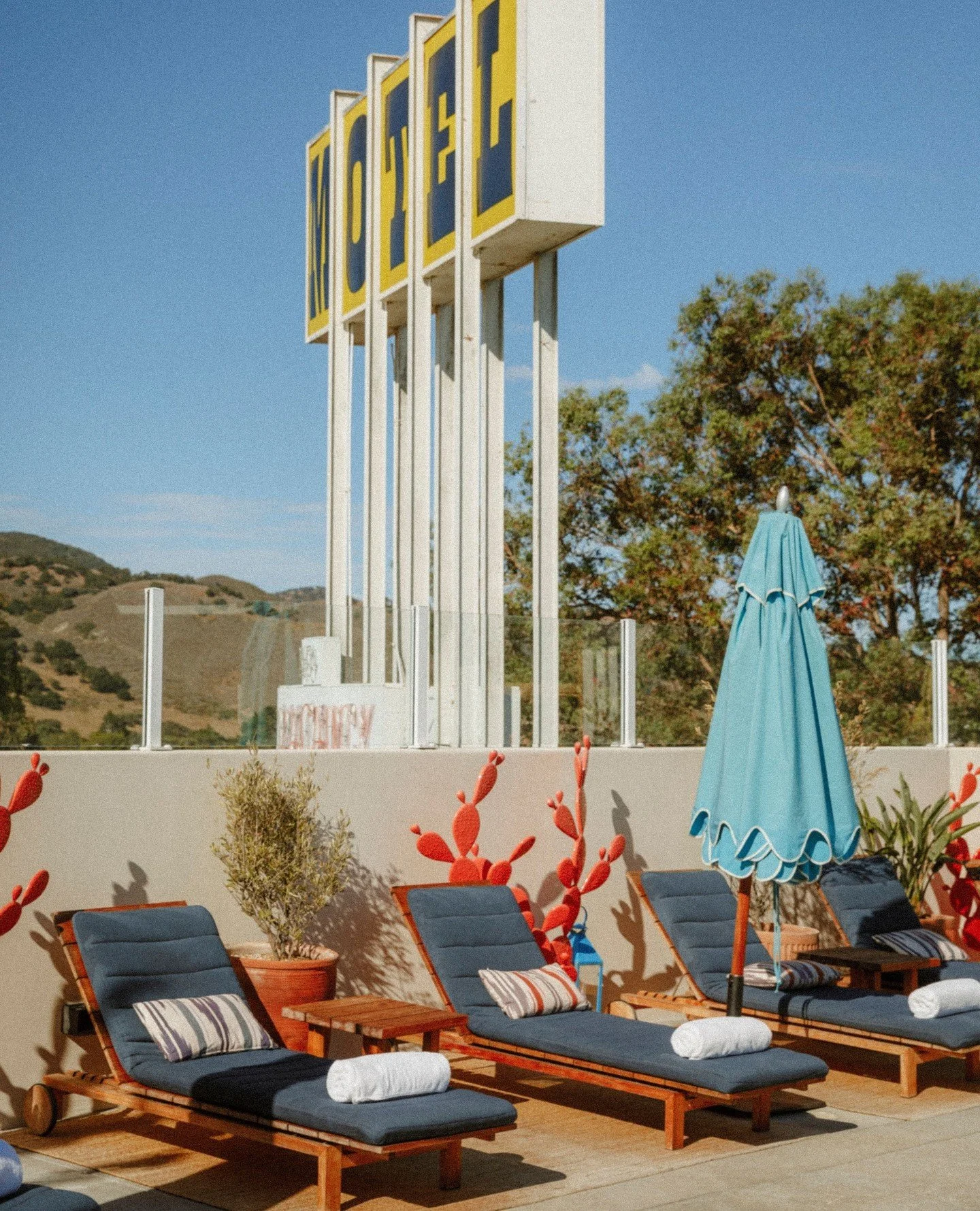 A sunny spot, a cocktail on the way... you get the picture.⁠
⁠
.⁠
.⁠
.⁠
⁠
Photo: @elli_lauren