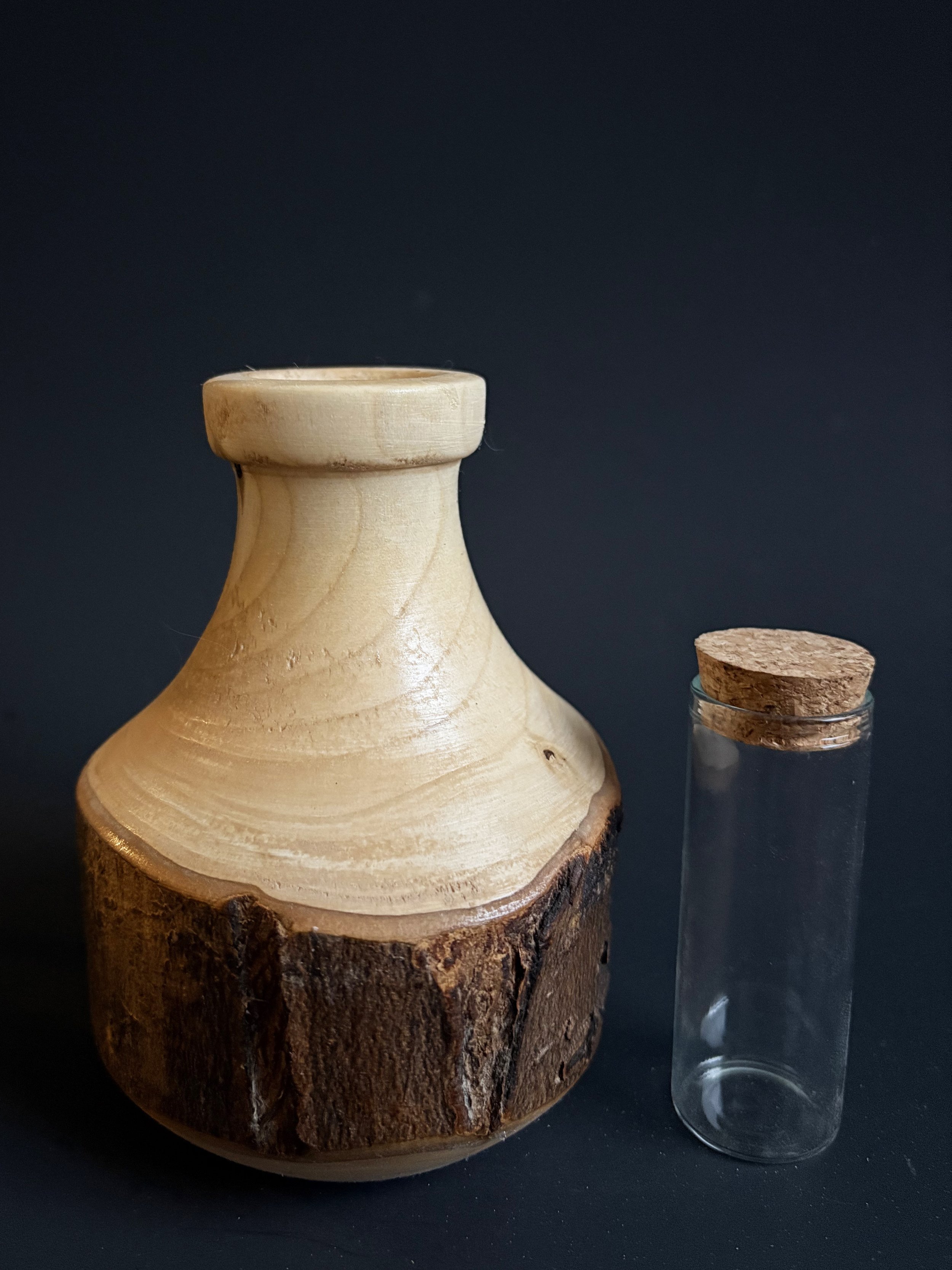 White Maple - Live Edge (with glass insert)