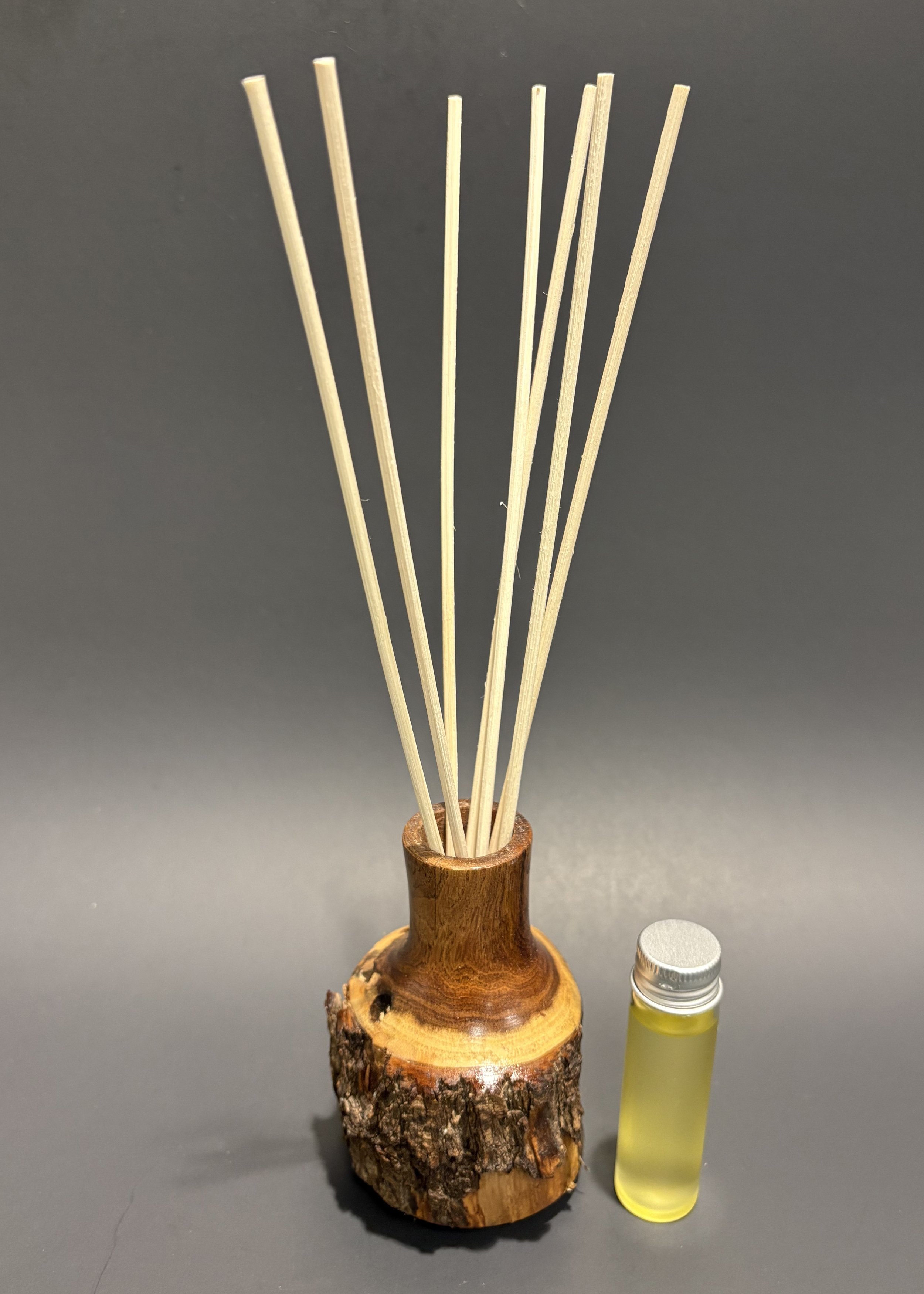 MesquiteReedDiffuser.jpg