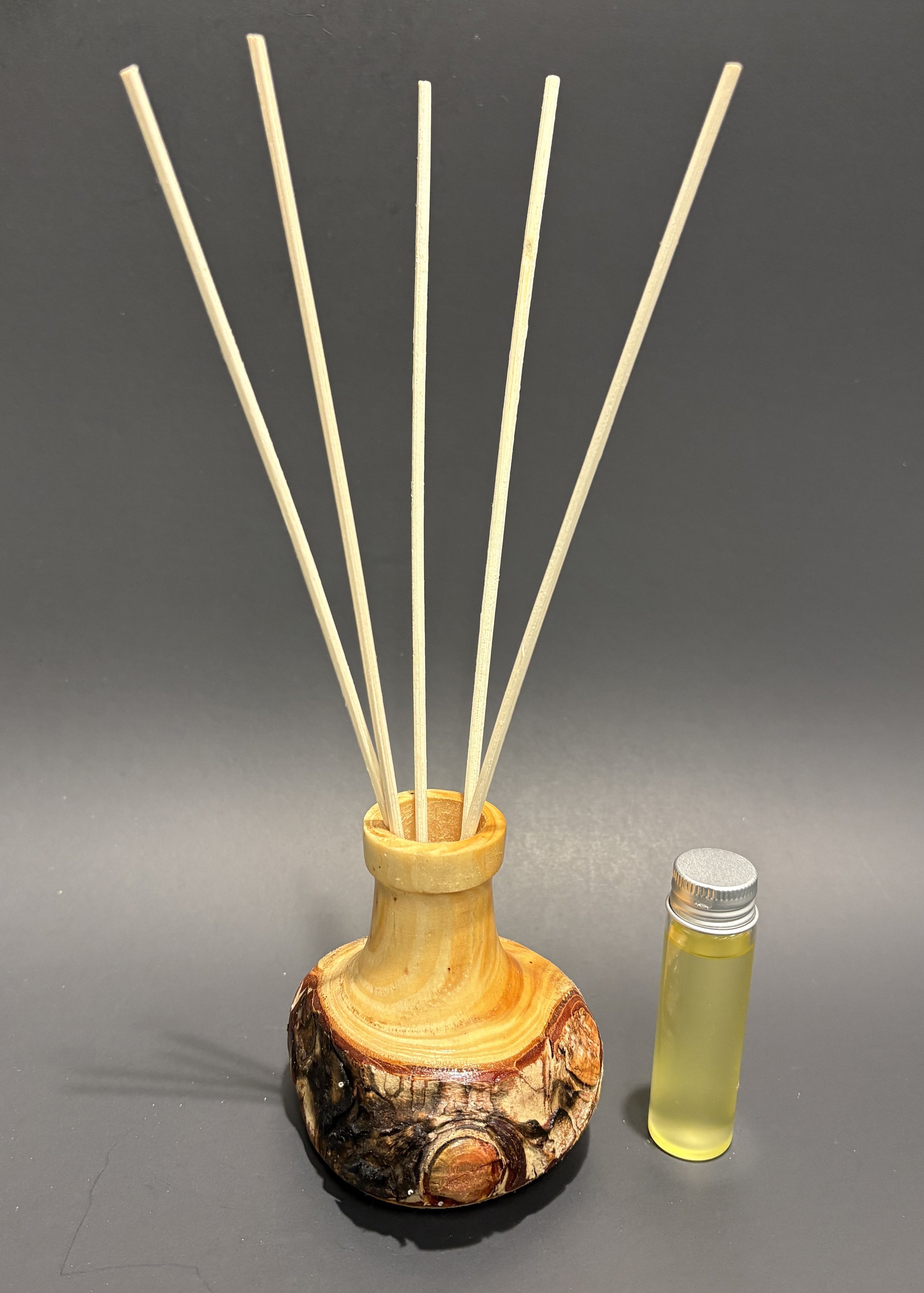 PineReedDiffuser.jpg