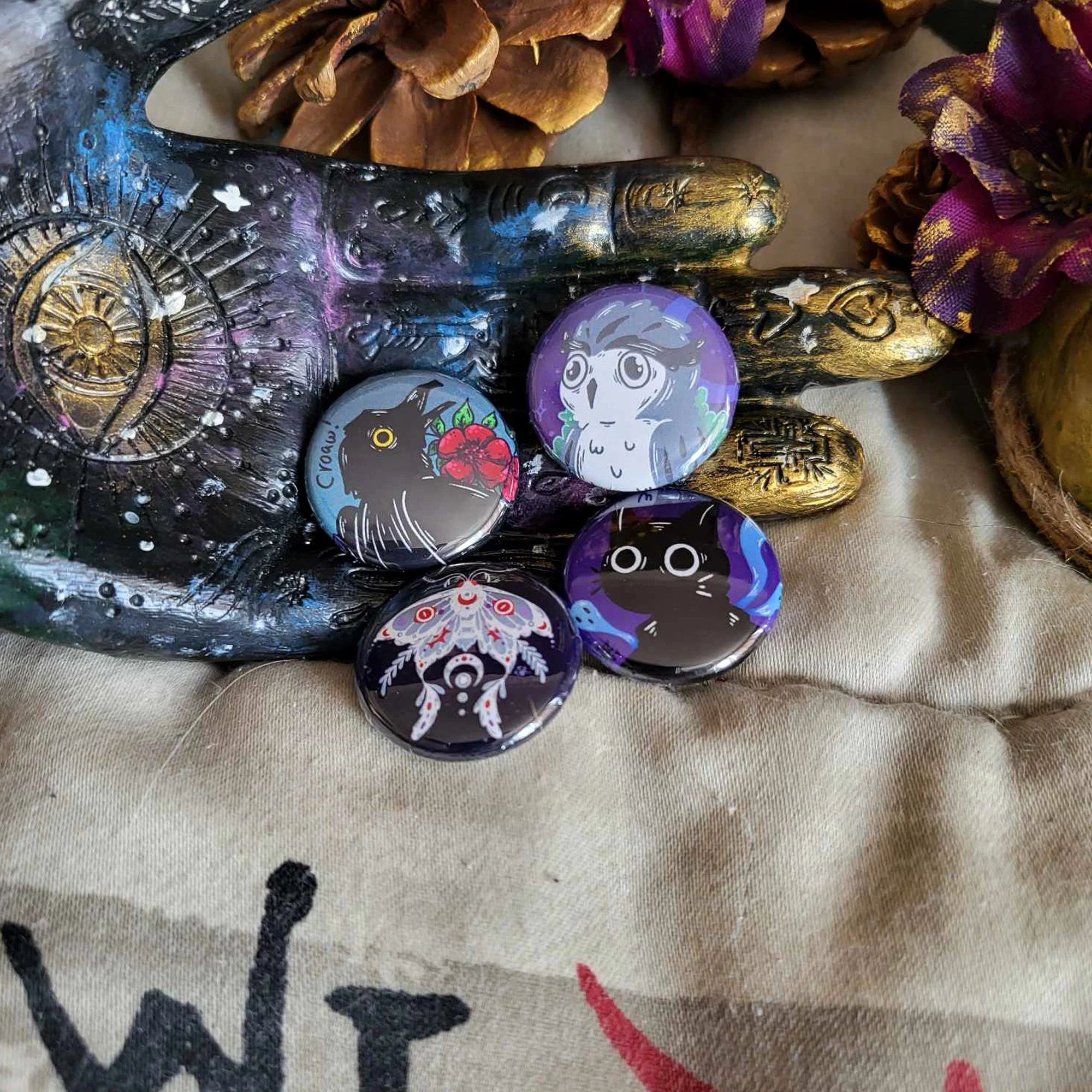 Insignes à épingle Les Animaux familiers des Sorcières - 1 po