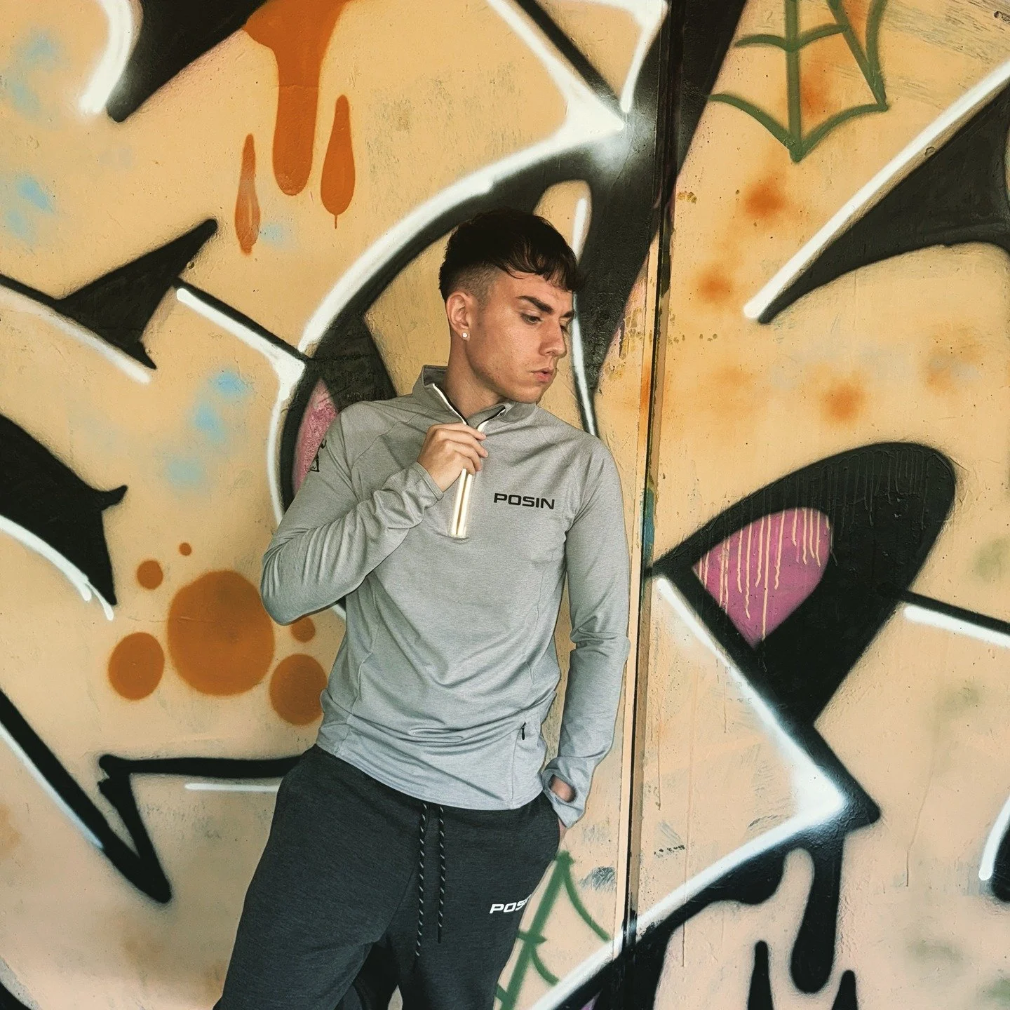 Life's full of colour. Don't miss out, keep Posin
.
.
.
#StaySharp #WorkWins #BuiltNotBought #fyp #gym #gains #diet #skinny #fat #exercise #weights #menssportswear #gymfashion #fitnessaparel #activewear #malefitness #malemodel #picoftheday #sportsnut