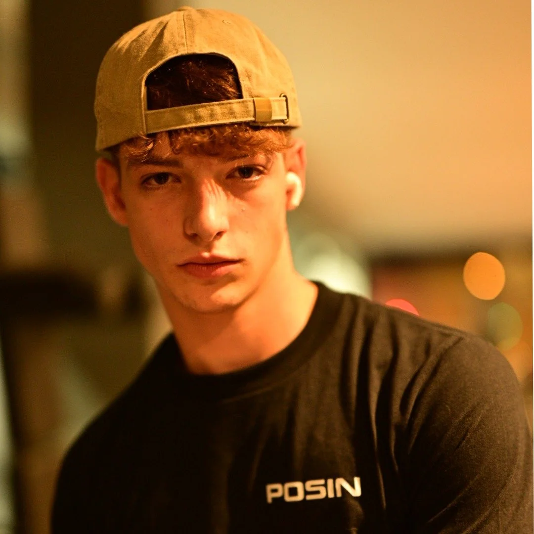 Effortless style - #Posin clothing in tune with every step of your day 
.
.
.
#StaySharp #WorkWins #BuiltNotBought #fyp #gym #gains #diet #skinny #fat #exercise #weights #menssportswear #gymfashion #fashion #fitnessaparel #activewear #malefitness #ma
