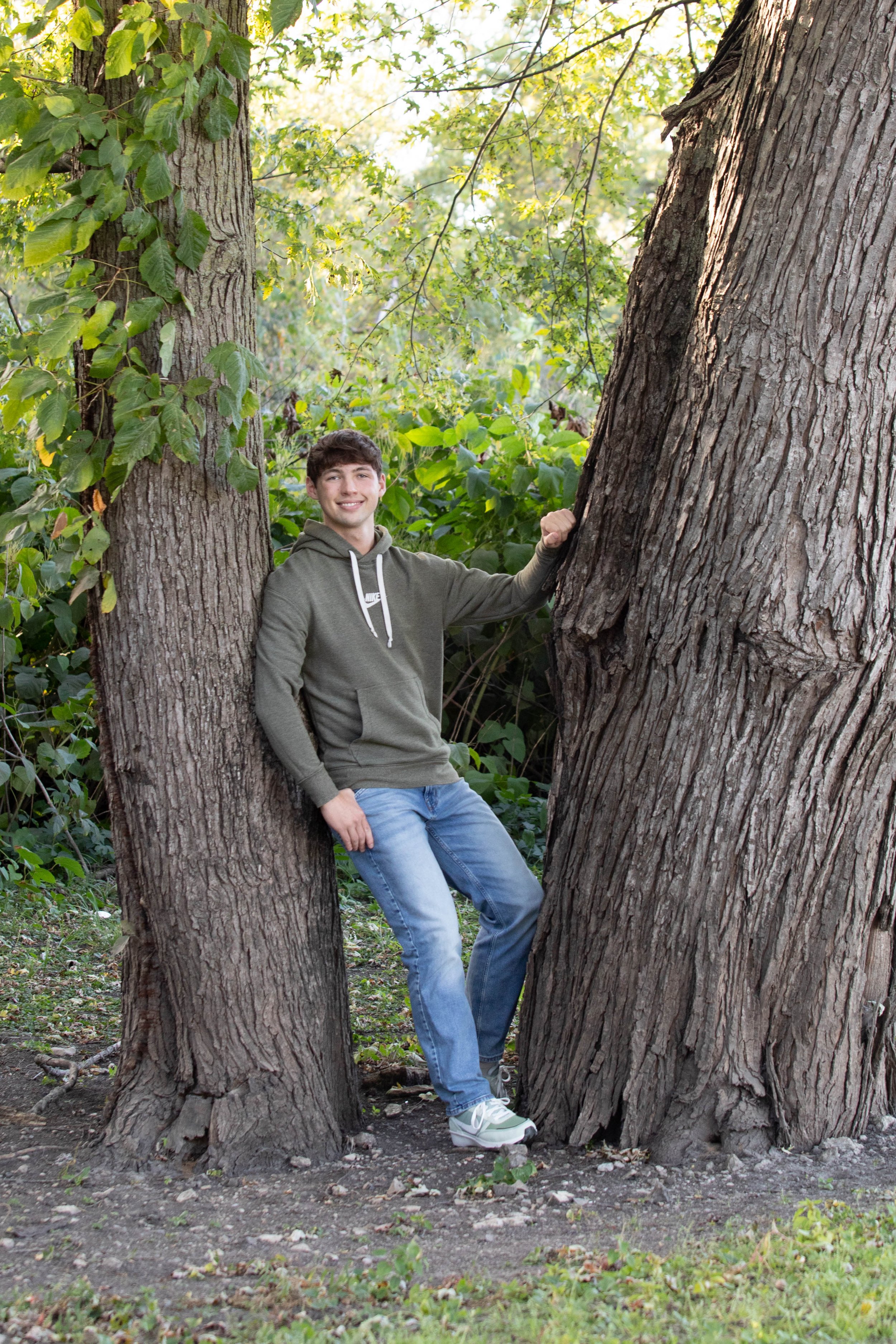 Max Senior Session 2024-11.JPG