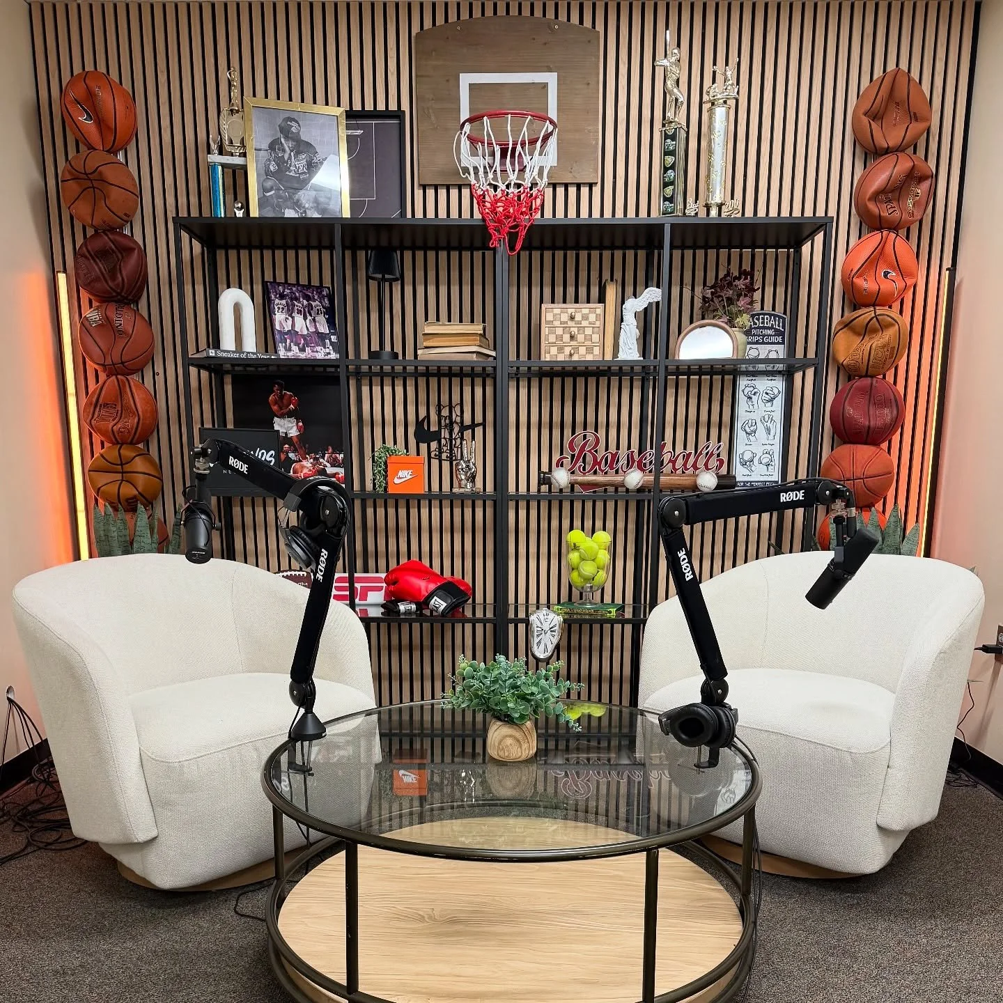 I had so much fun creating this sports themed podcast room for youth summer programming at @selfenhancementinc 🏀🏈⚾️🥊🎾 See yall in the fall for the next look! #setdesign #podcastdesign #jmjoints