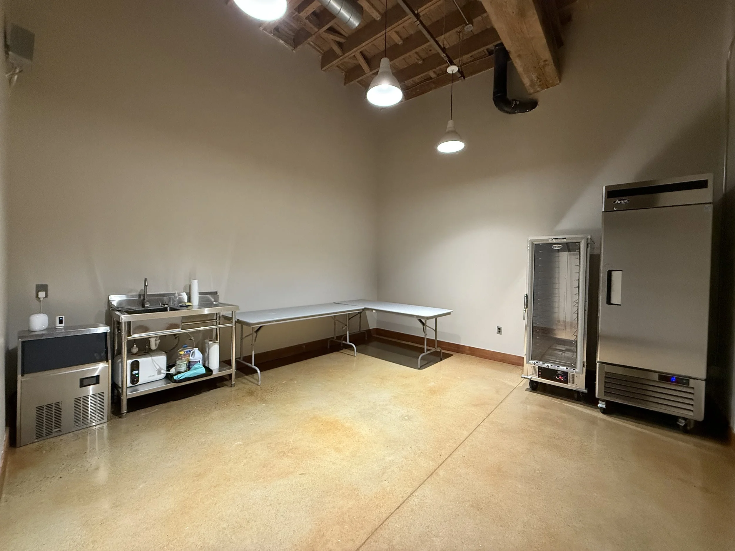Kitchen 1.jpg