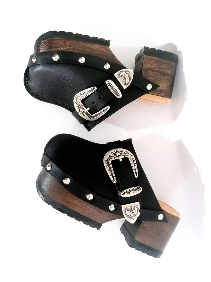 funkyclog.jpeg