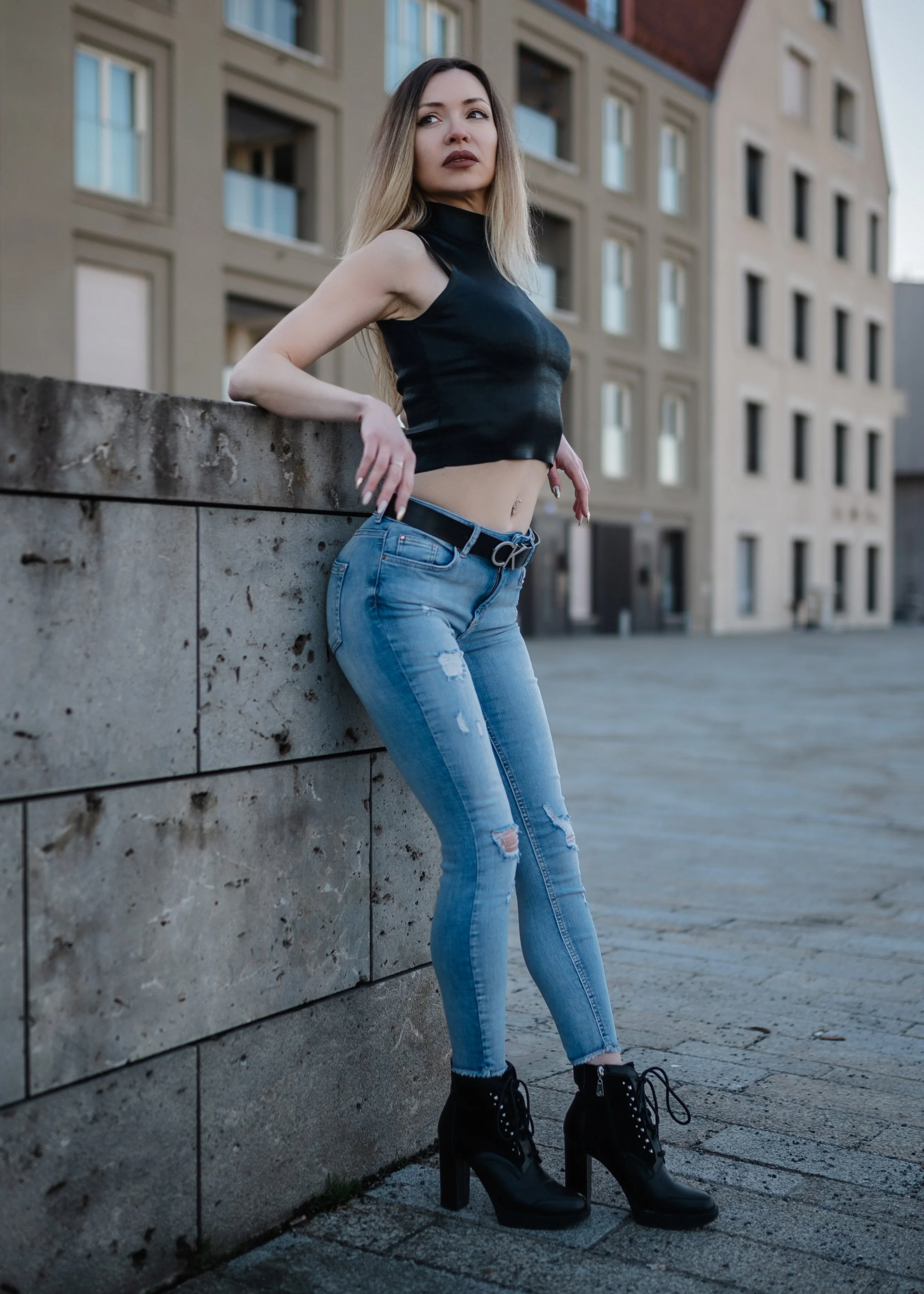 DSC03462f-crop.jpg