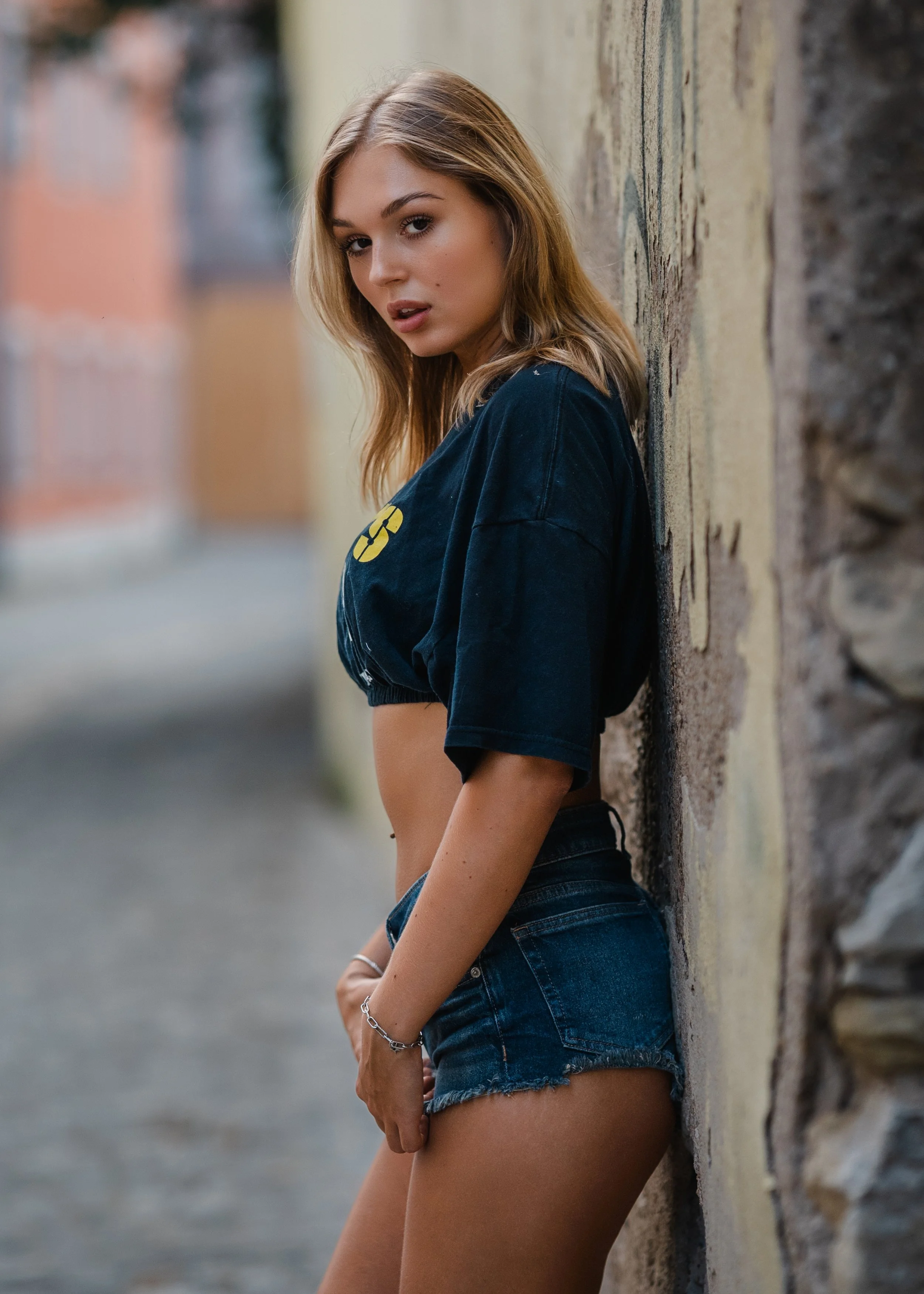 DSC07341f-crop.jpg