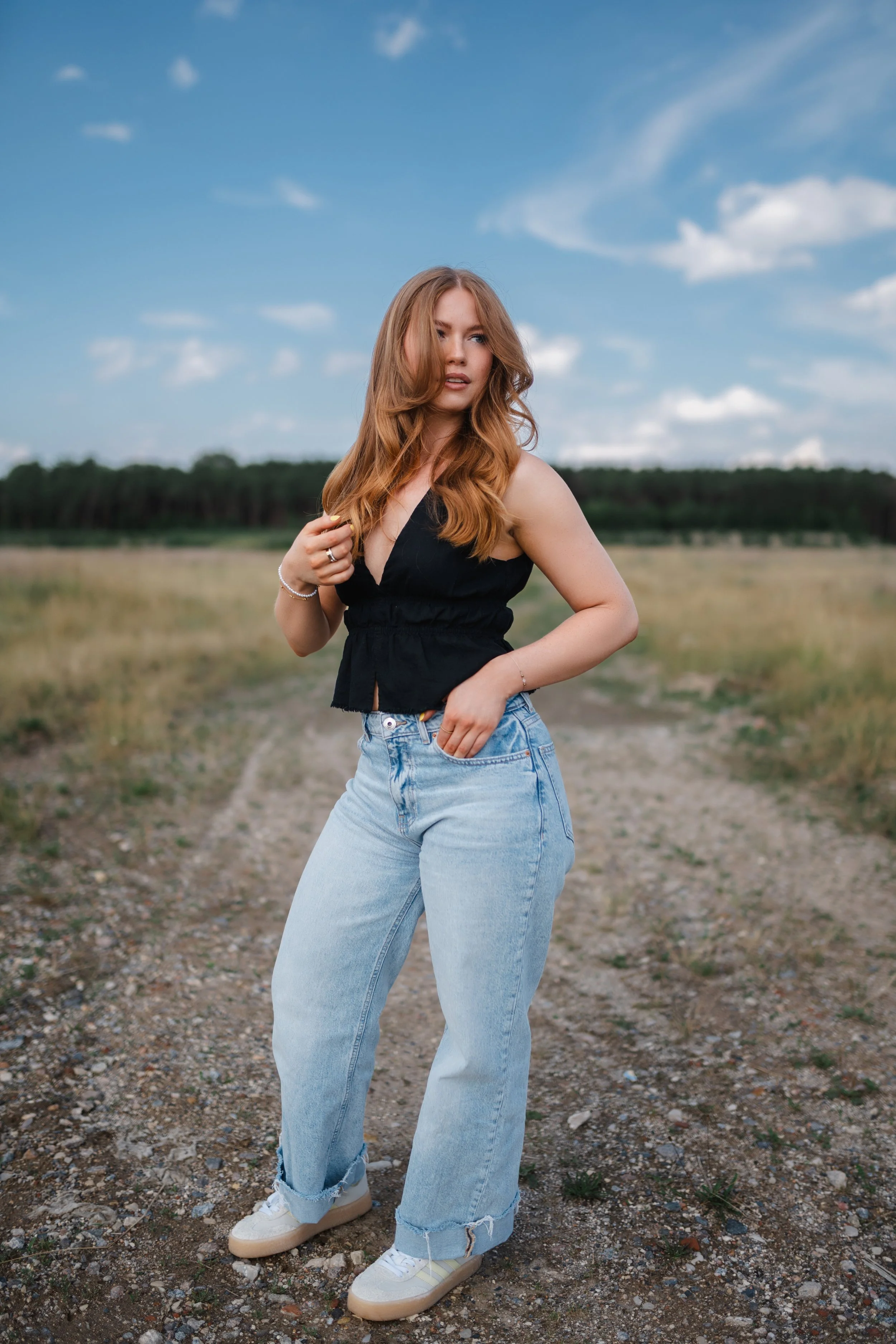 portrait-steinberger-see-maggi-sandweg-jeans.jpg